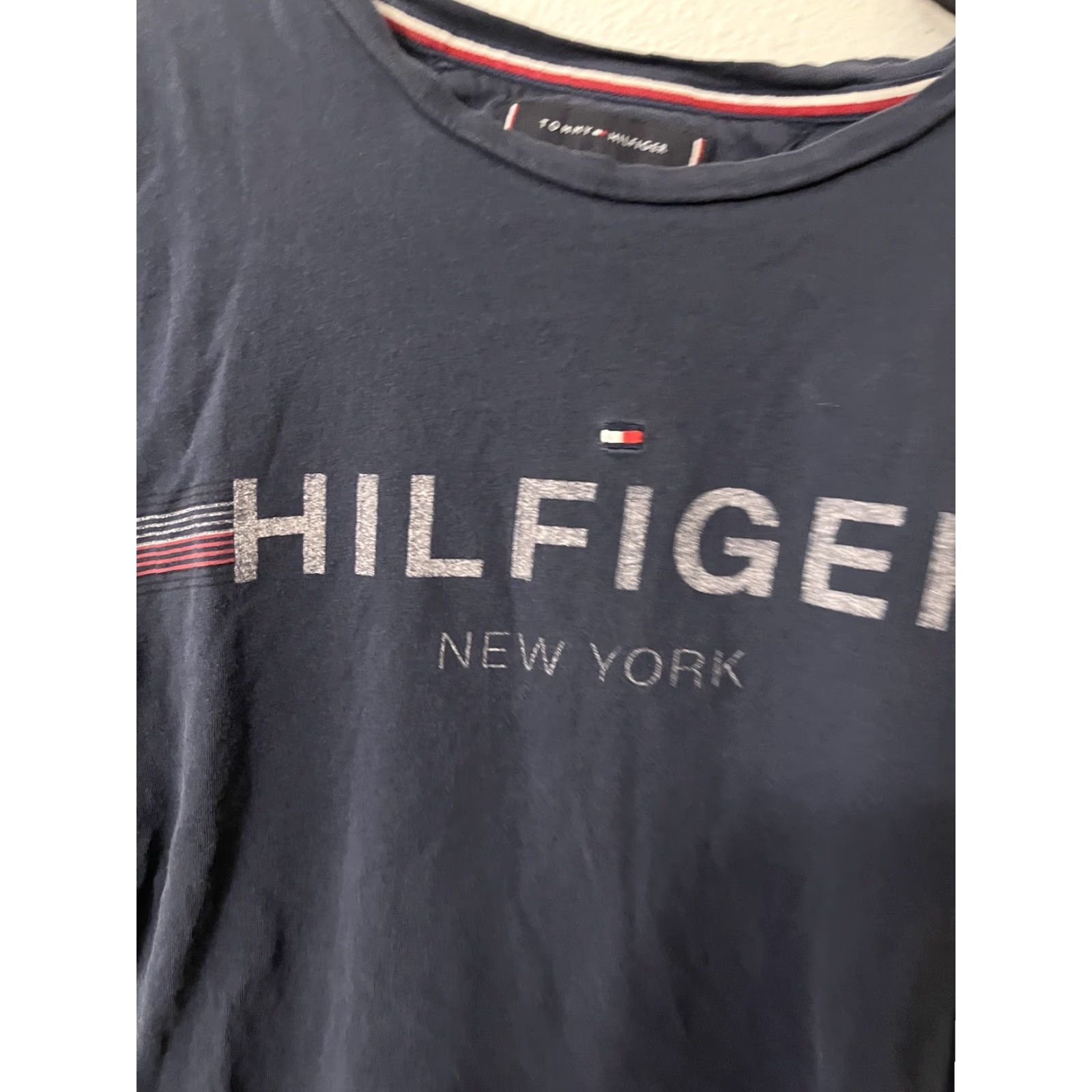 Tommy Hilfiger TOMMY HILFIGER Women’s T-Shirt Small Navy Blue Spell Out 100% Cotton Short Sleeve Pullover Size S / US 4 / IT 40 - 2 Thumbnail