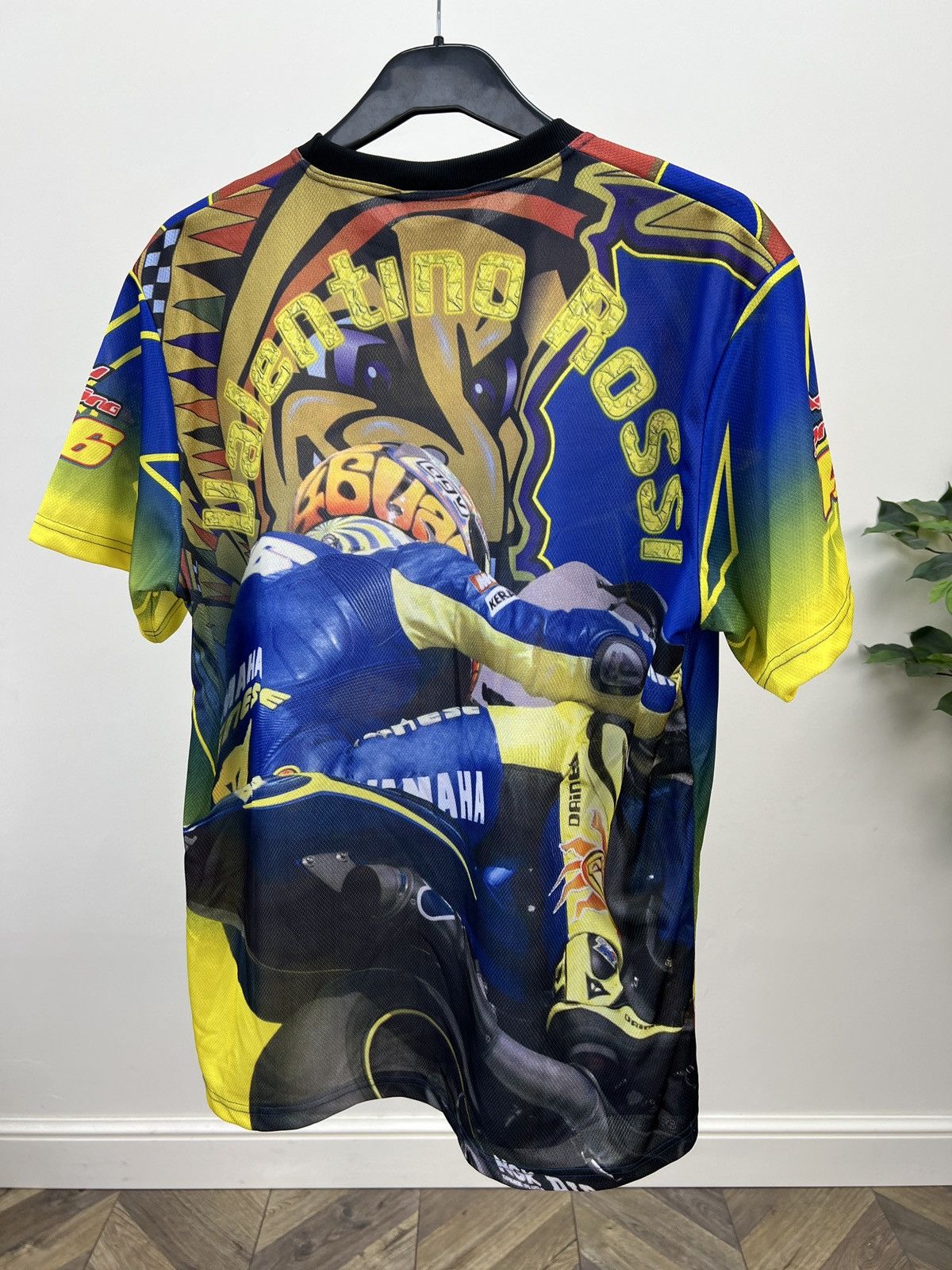 Yamaha Vintage Valentino Rossi #46 Yamaha MotoGP Racing Jersey Size US L / EU 52-54 / 3 - 7 Thumbnail