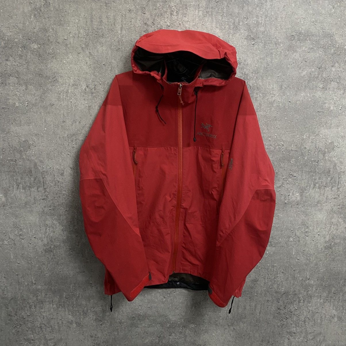 Arc'teryx Men's Arcteryx Beta Gore-Tex Jacket Gorpcore Size US M / EU 48-50 / 2 - 1 Thumbnail