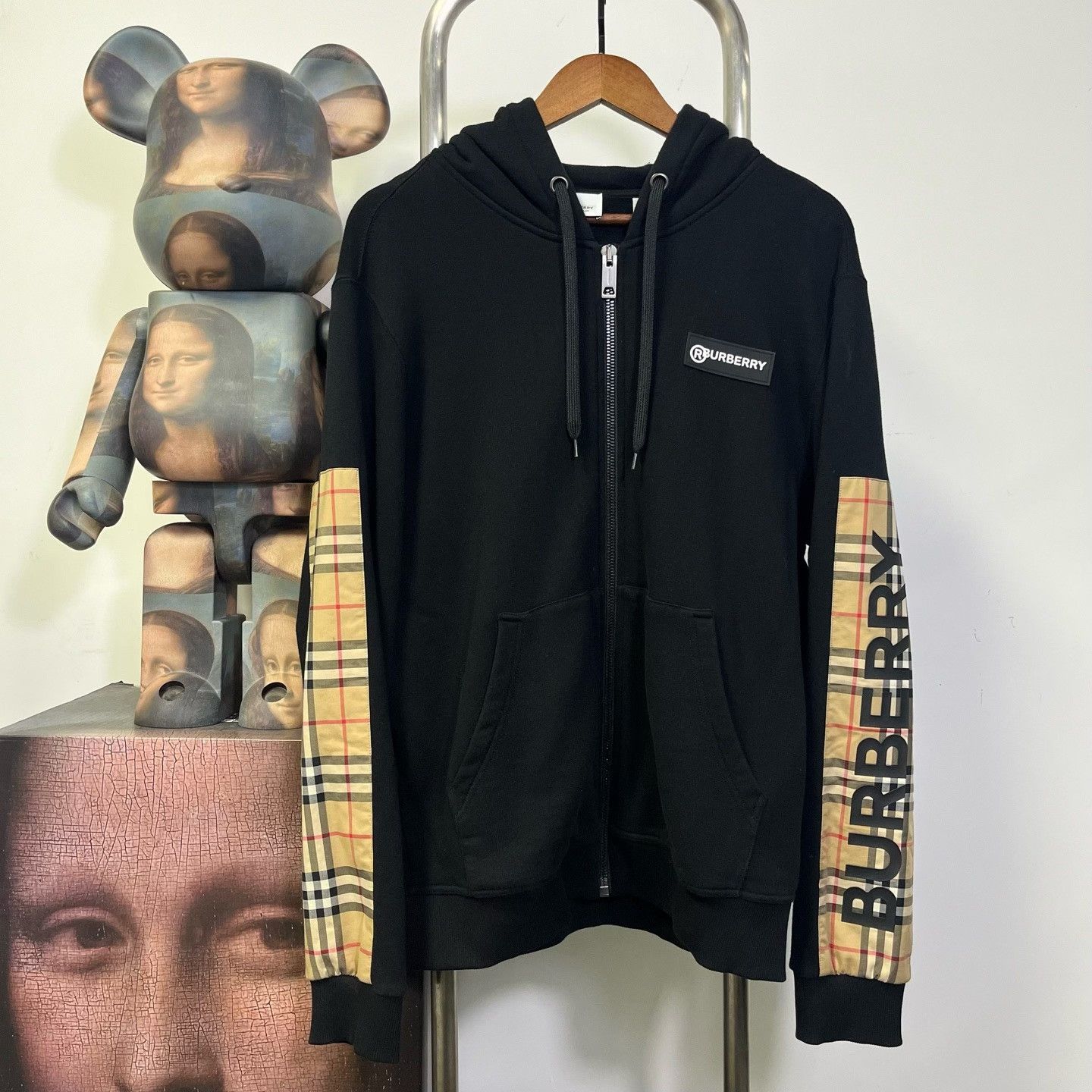 Burberry Burberry Light Jacket s Men Size US S / EU 44-46 / 1 - 1 Thumbnail
