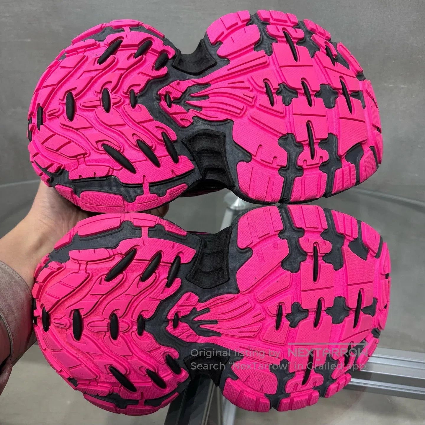 Balenciaga Balenciaga Thick-soled dad shoes in black and pink Size US 4.5 / IT 34.5 - 7 Thumbnail