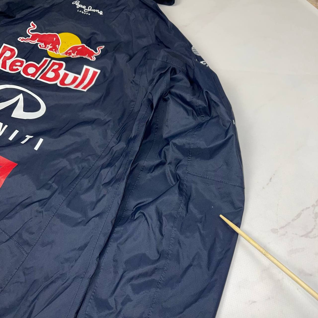 Red Bull Red Bull Infiniti F1 Racing Raincoat Jacket men’s size Size US S / EU 44-46 / 1 - 13 Thumbnail