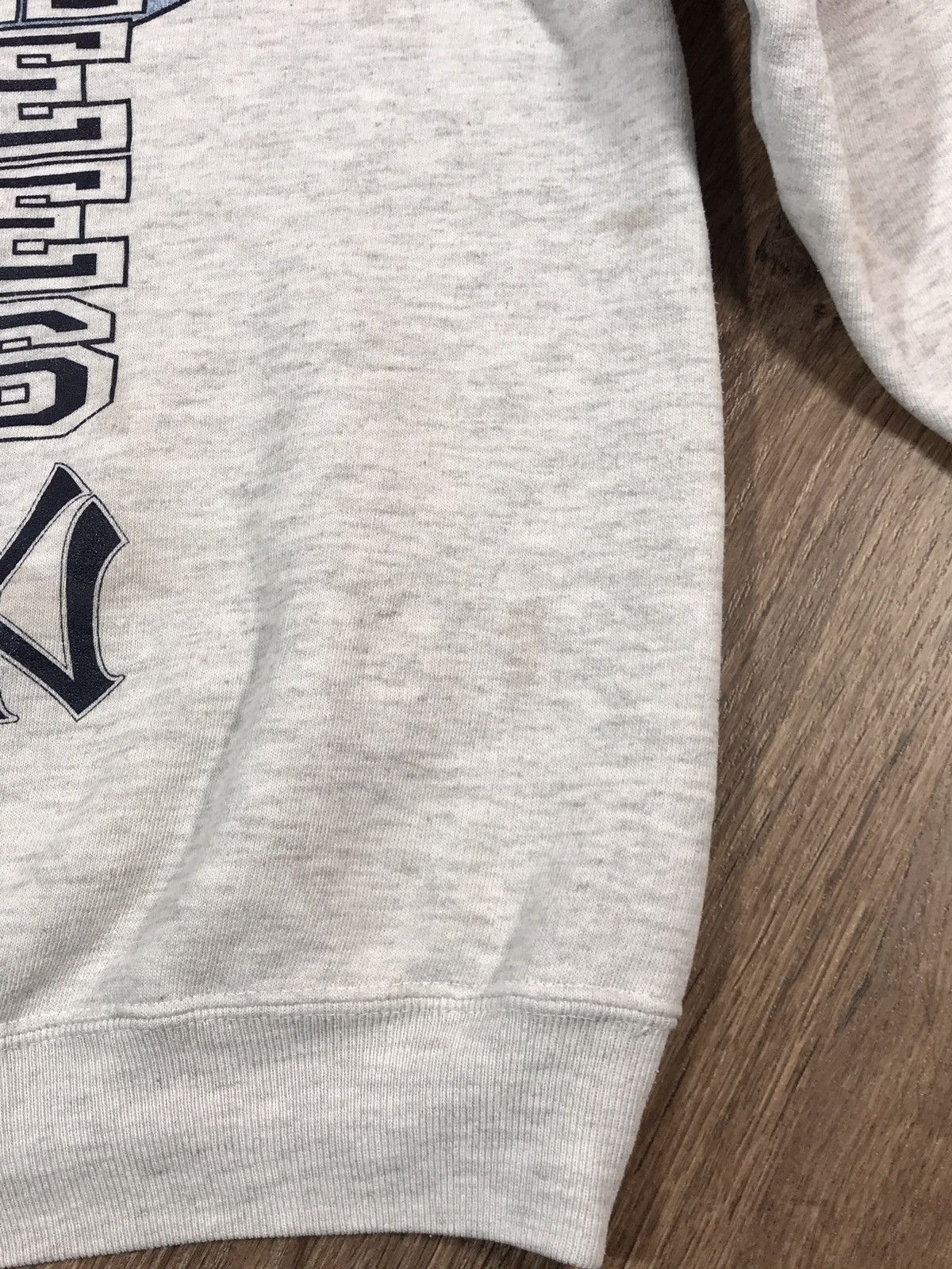 Jerzees × New York Yankees × Vintage Vintage Jerzees New York Yankees Sweatshirt Size US L / EU 52-54 / 3 - 16 Thumbnail