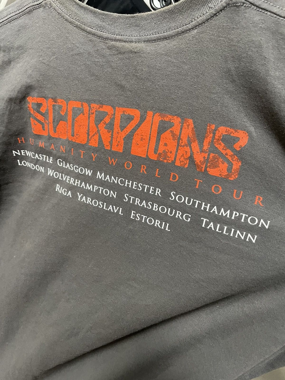 Band Tees × Vintage Vintage 00s Scorpions Humanity World Tour T Shirt Size US XL / EU 56 / 4 - 6 Thumbnail