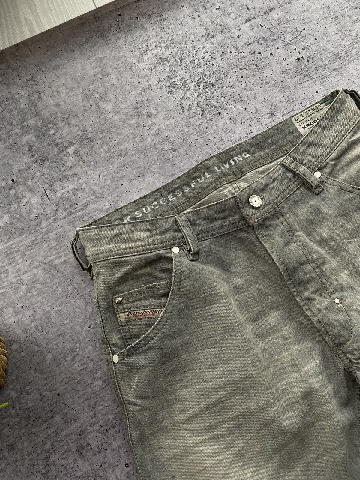 Diesel × Diesel Black Gold Diesel industry krooley Regular slim carrot jeans italy Size US 32 / EU 48 - 10 Thumbnail