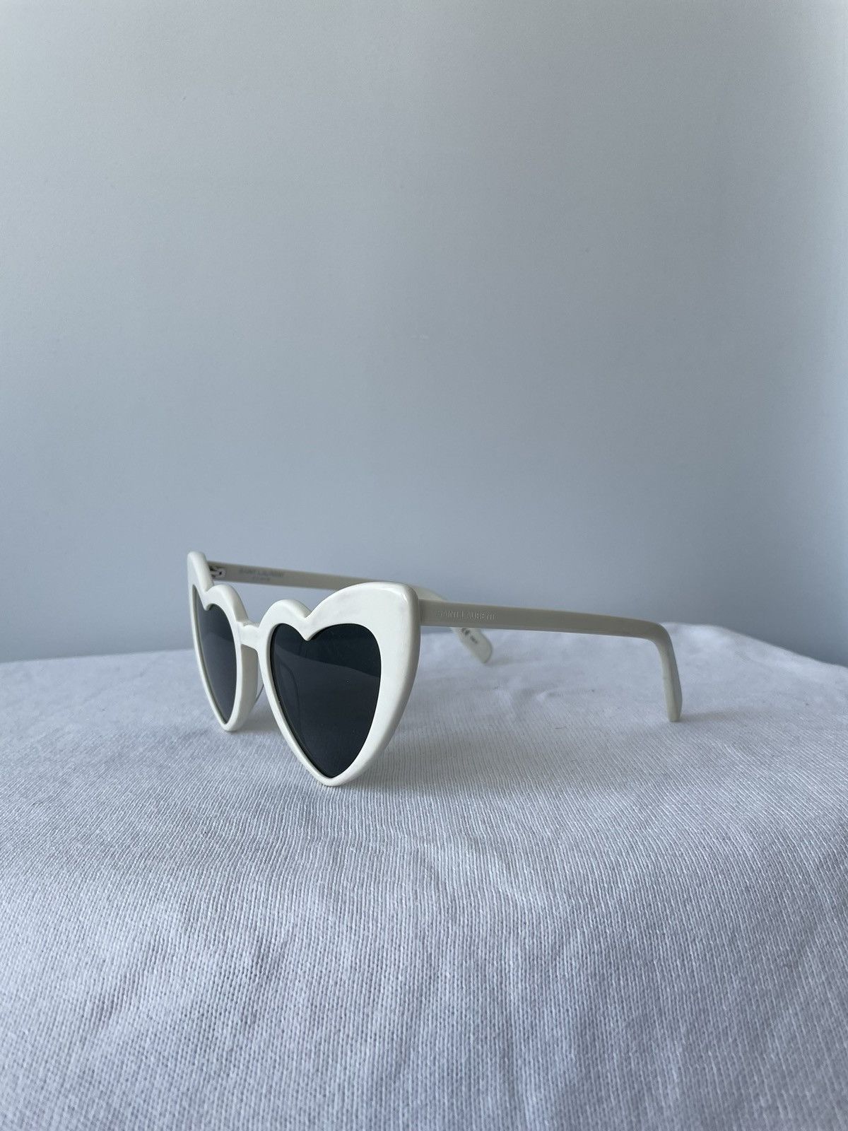 Designer × Saint Laurent Paris × Yves Saint Laurent Saint Laurent SLP White Heart Sunglasses Designer Old Money Size ONE SIZE - 3 Thumbnail