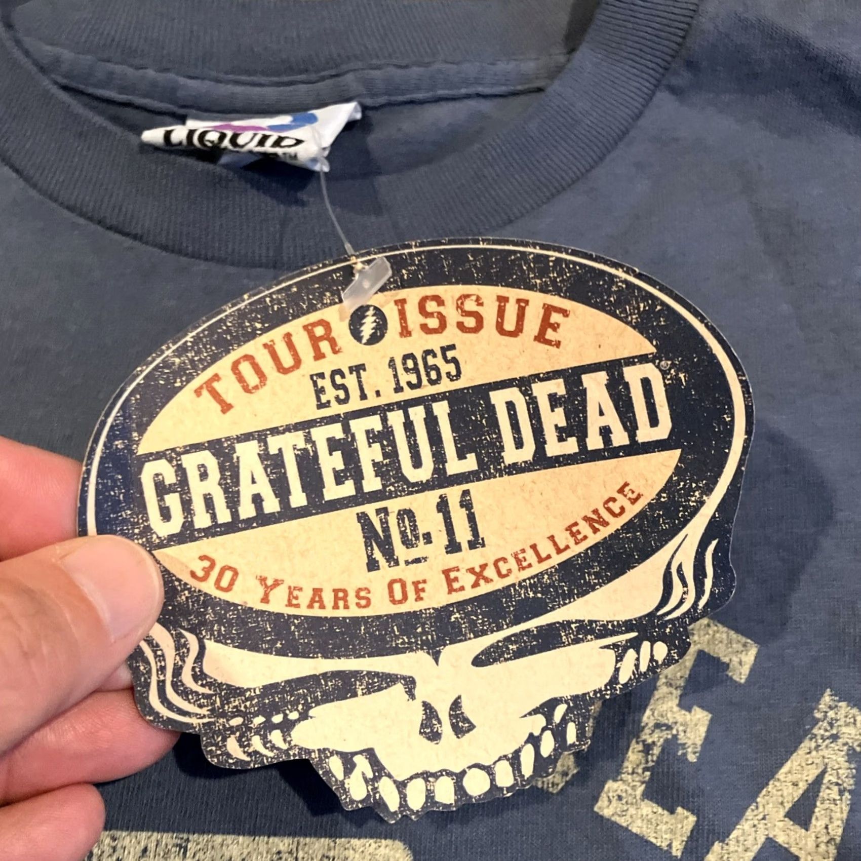 Liquid Blue VINTAGE Liquid Blue Grateful Dead Cornell 77 Road Crew T-Shirt XL Blue Cotton Blend Crew Neck Short Sleeve Mens Shirts Size US XL / EU 56 / 4 - 4 Thumbnail