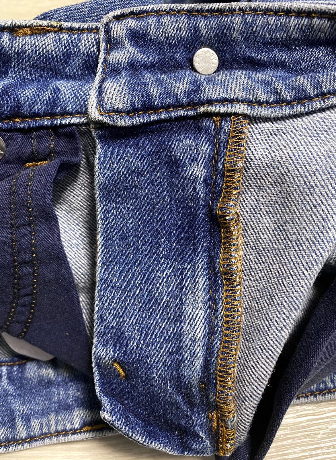 Alexander McQueen 2018 Alexander McQueen Side Stripe Washed Skinny Jeans Denim Size 26" / US 2 / IT 38 - 21 Thumbnail
