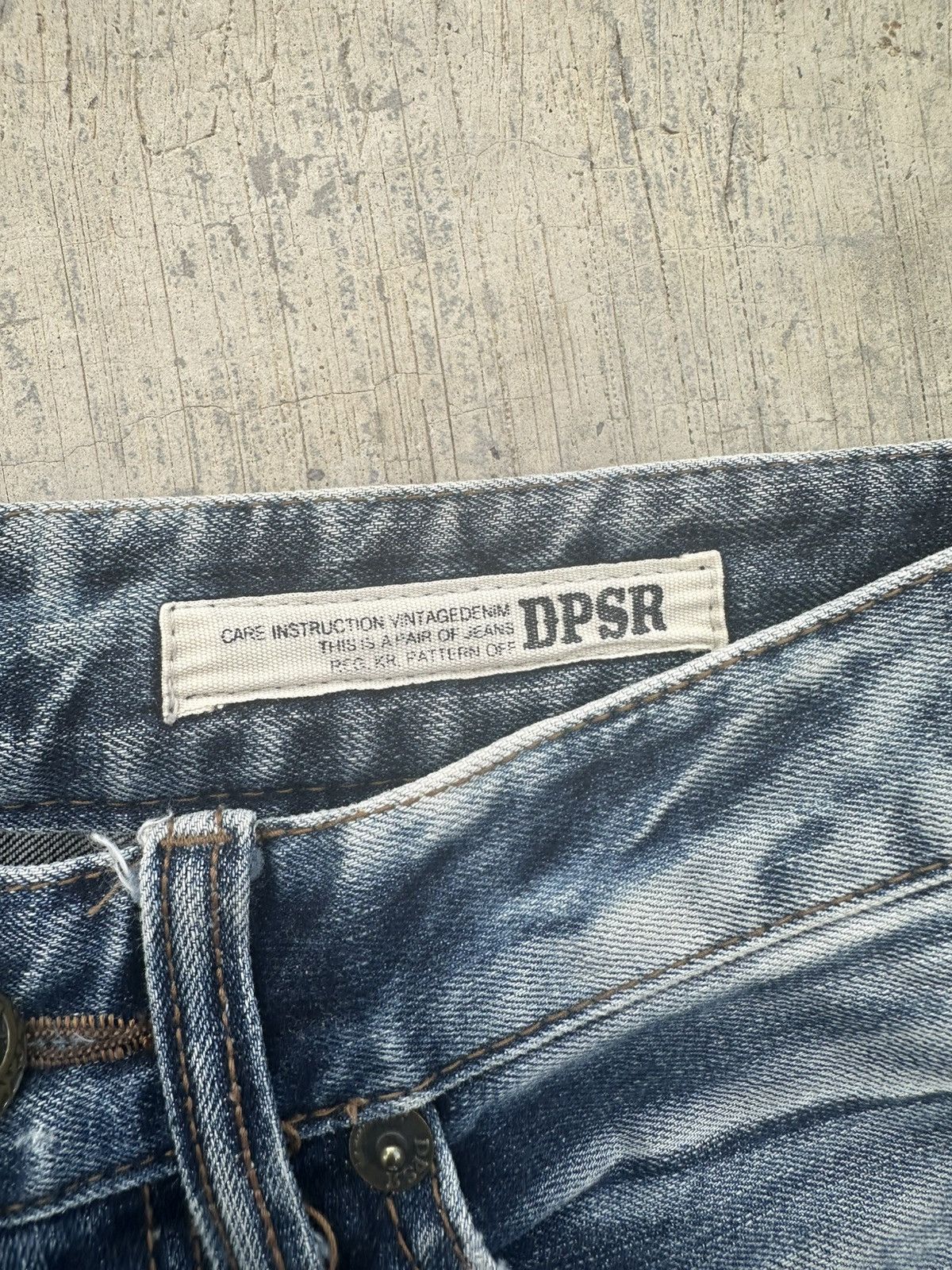 Tornado Mart 2000s DPSR whisker wash distressed jeans Size US 30 / EU 46 - 5 Thumbnail