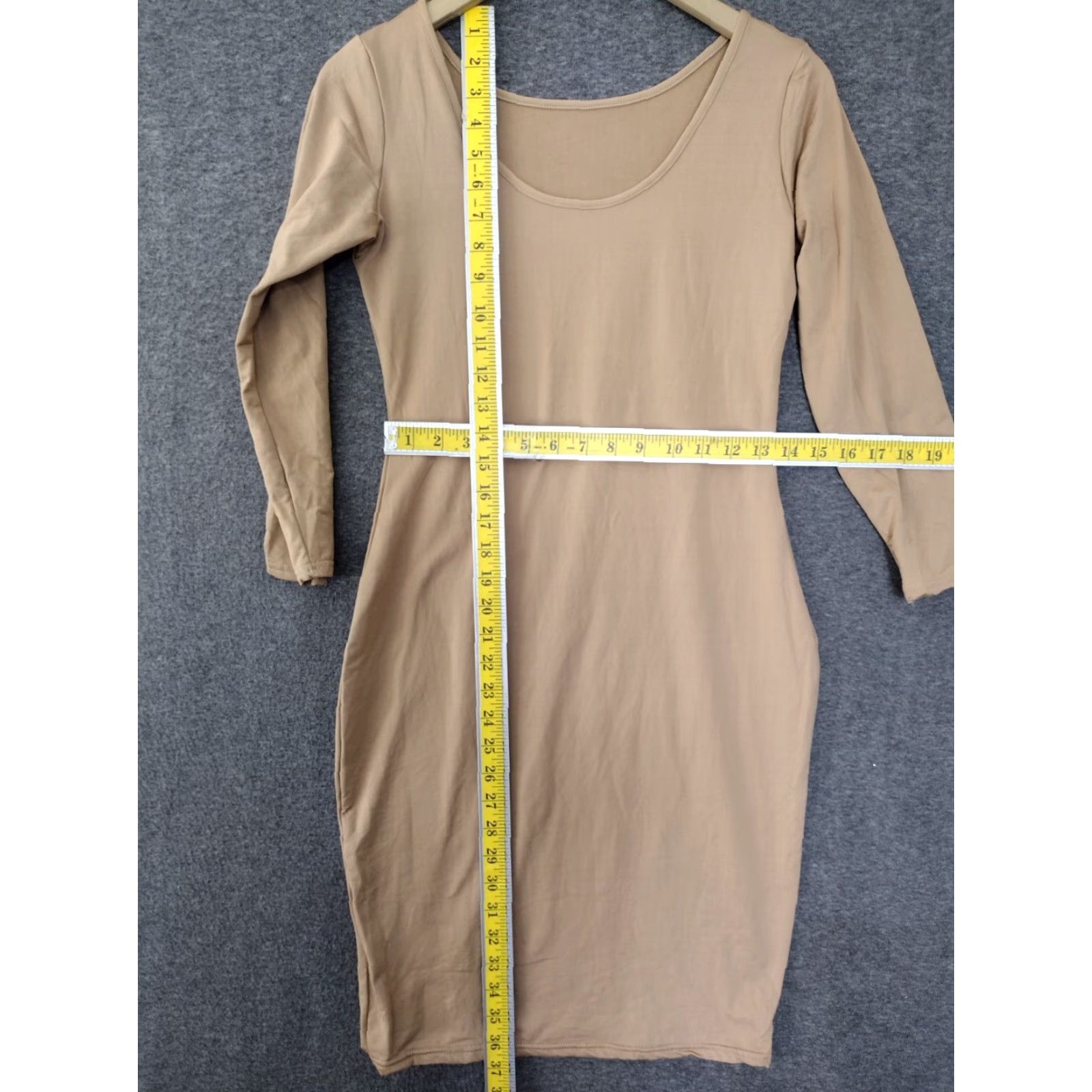 Vintage Scoop Neck Women's Seamless 3/4 Sleeve Bodycon Dress L Beige Size L / US 10 / IT 46 - 4 Thumbnail