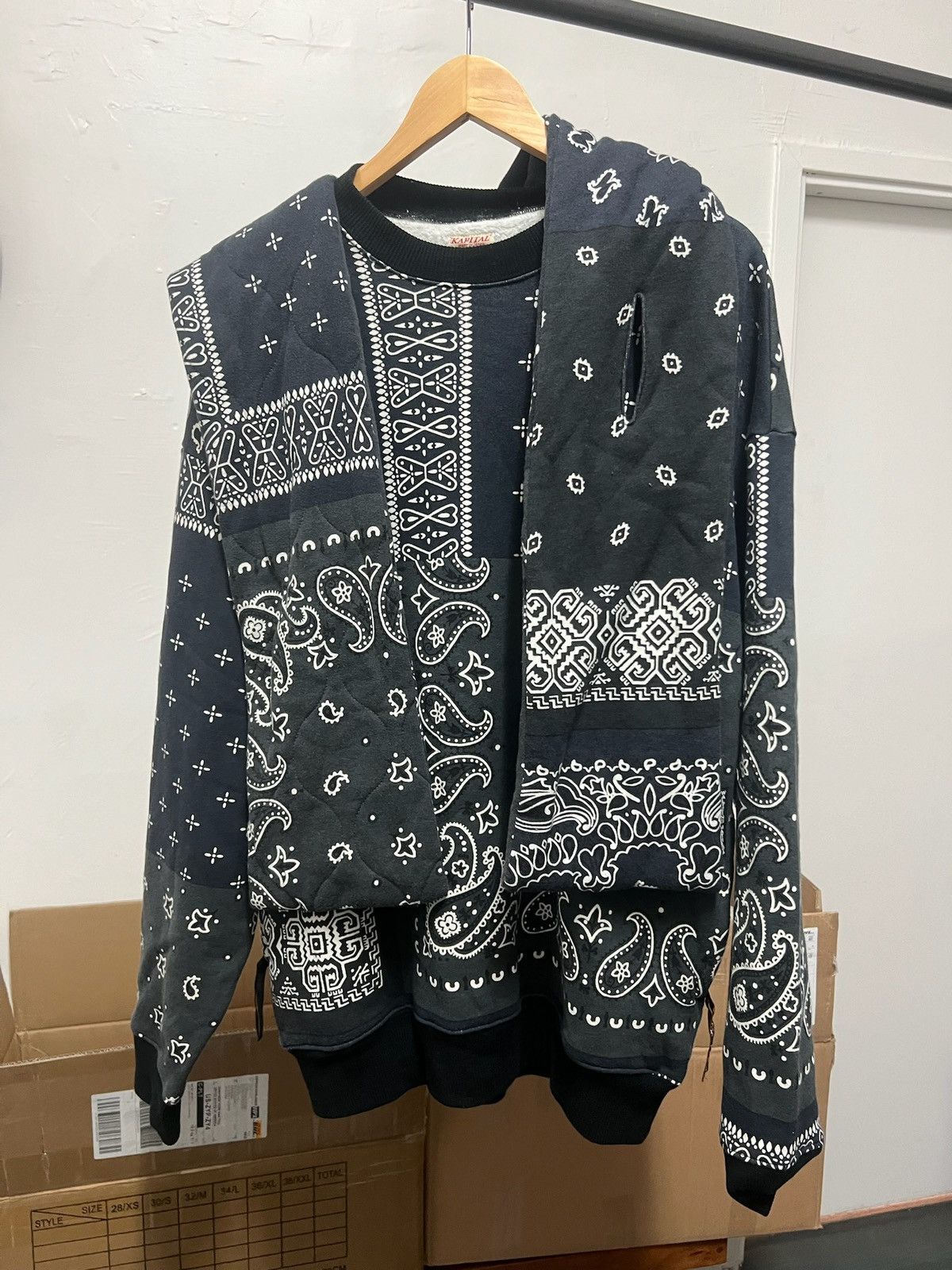 Kapital Bandana hoodie with hoodie scarf Size US L / EU 52-54 / 3 - 1 Thumbnail