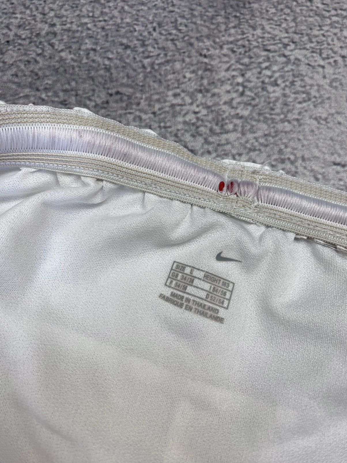 Nike × Vintage Nike FC Arsenal 2006 2007 2008 Football Vintage Shorts Size US 34 / EU 50 - 11 Thumbnail