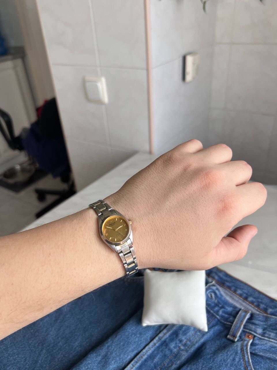 Japanese Brand × Vintage Vintage Japanese style futuristic Watch Omax y2k Yellow Dial Size ONE SIZE - 7 Thumbnail