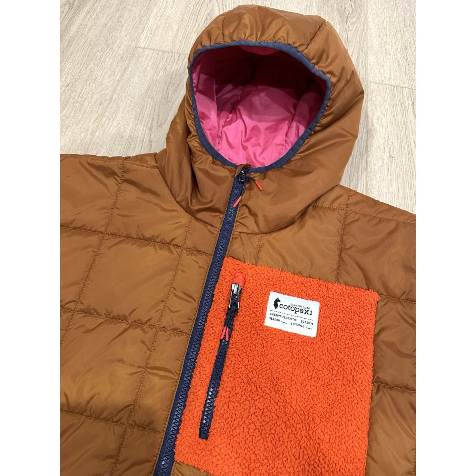 Cotopaxi Cotopaxi Trico Hybrid Hooded Jacket Womens XL Maroon Puffer Sherpa Fleece Jacket Size XL / US 12-14 / IT 48-50 - 5 Thumbnail