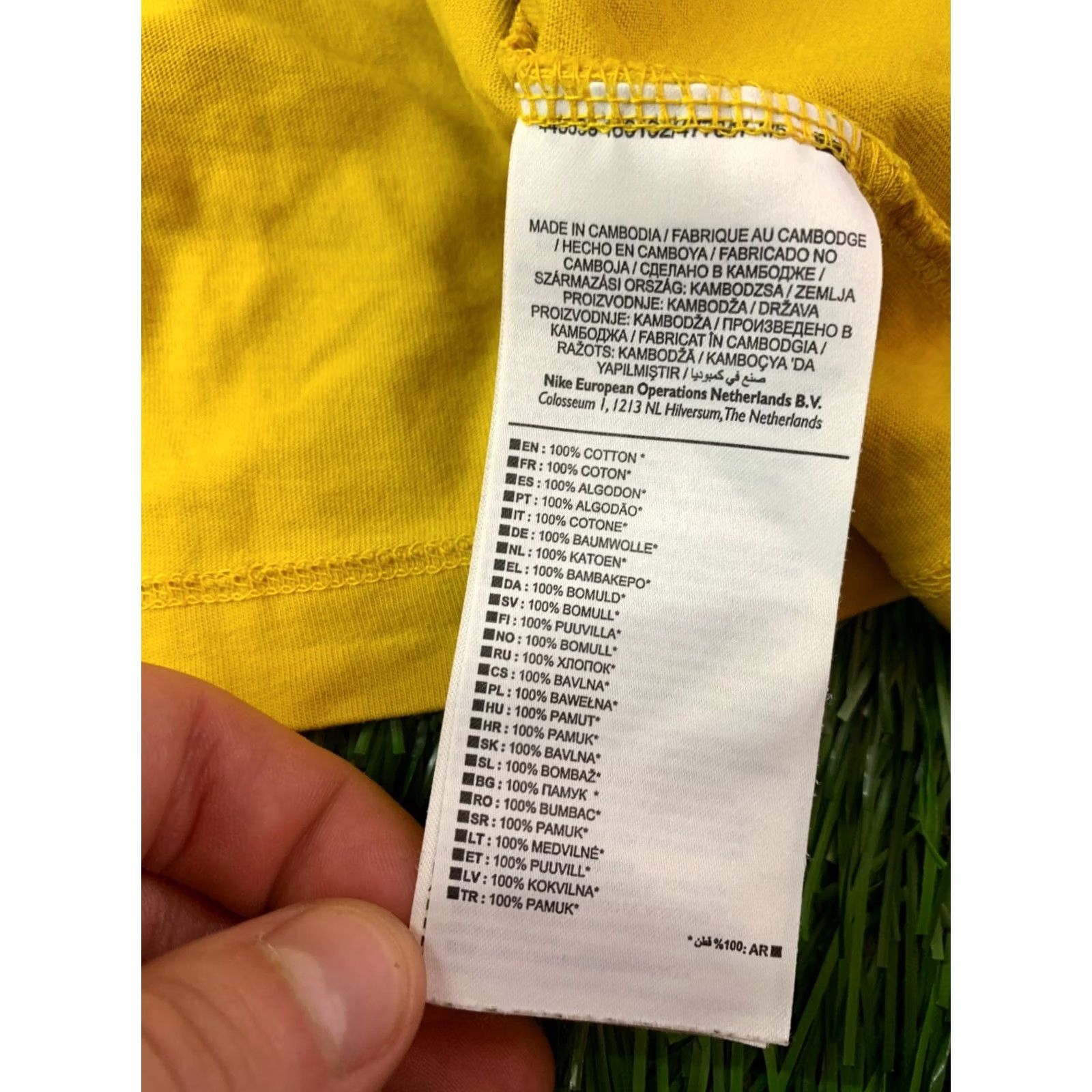 Nike Nike Original 2019 Women Casual Shirt XS T-Shirt Jersey Yellow Short Sleeve Classic Fit Size XS / US 0-2 / IT 36-38 - 6 Thumbnail