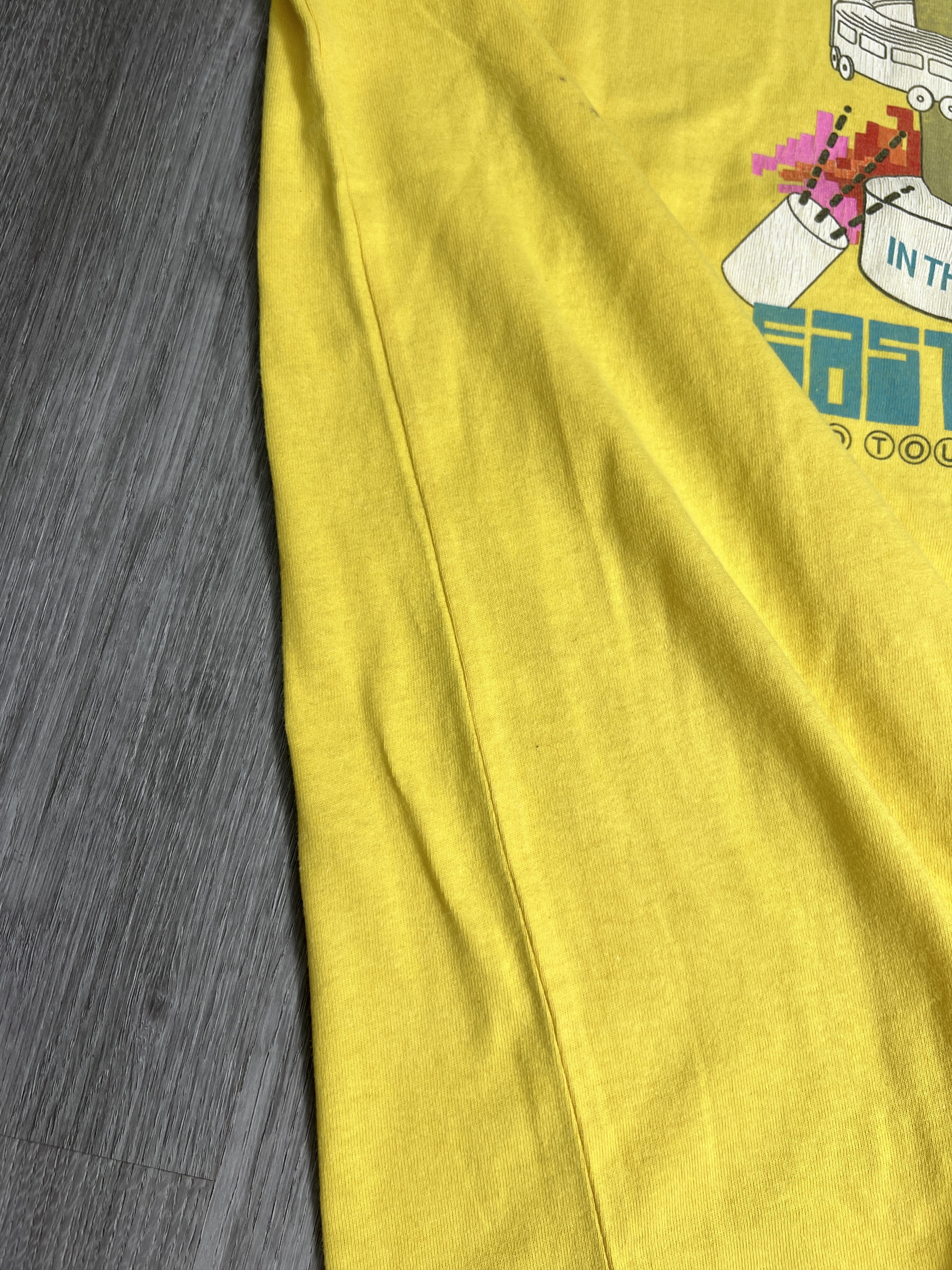 Band Tees Vintage Beastie Boys In The Round Tour 1998 Tee GTME371 Size US S / EU 44-46 / 1 - 6 Thumbnail