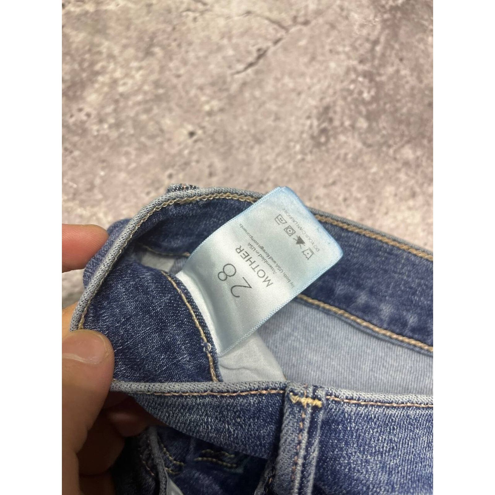 Japanese Brand Vintage MOTHER The Runaway Jeans Medium Wash Flare Size 28 Size 28" / US 6 / IT 42 - 4 Thumbnail