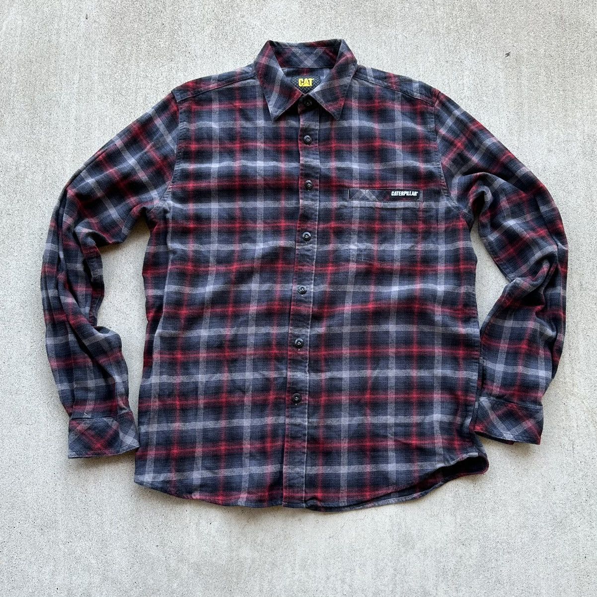 Caterpillar Caterpillar Workwear Flannel Shirt Men Size Medium Black Red Size US L / EU 52-54 / 3 - 1 Thumbnail