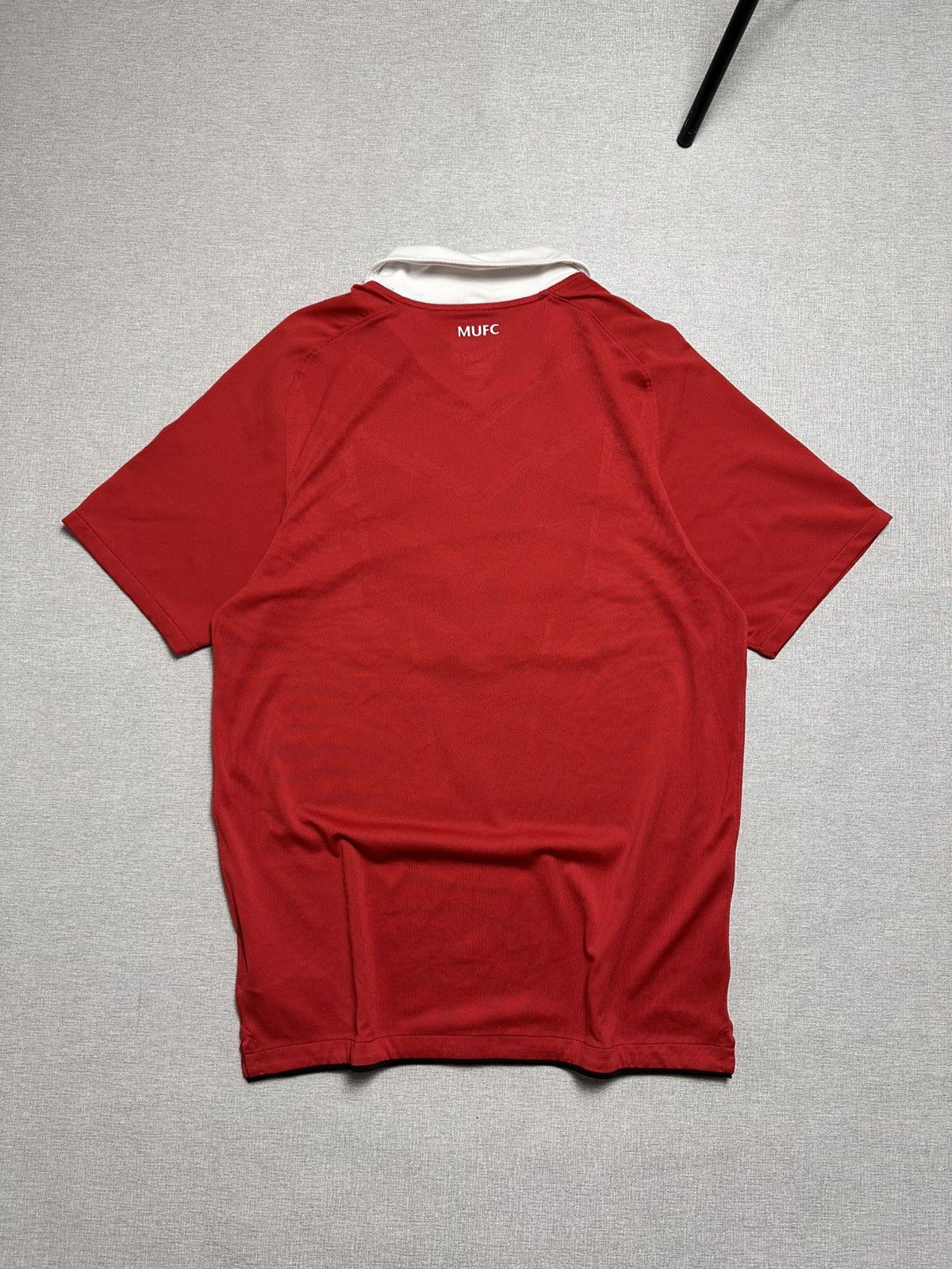 Nike × Vintage Nike Manchester United Vintage Home Jersey 2010/2011 Size US M / EU 48-50 / 2 - 10 Thumbnail
