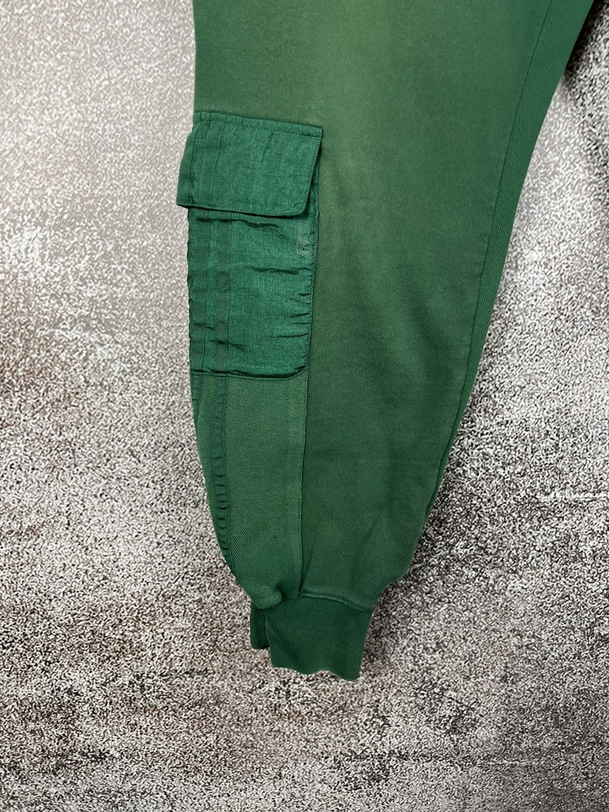 Adidas × Ivy Park Adidas x Ivy Park 4all cargo unisex Beyoncé sweat pants y2k Size US 34 / EU 50 - 5 Thumbnail