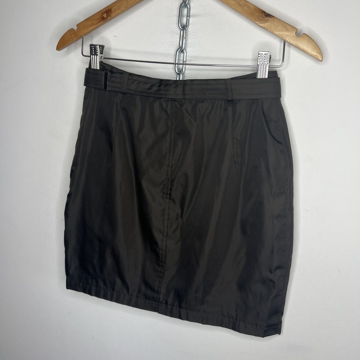 Prada PRADA FW 1994 Nylon Nylon A-Line Mini Skirt Size 26" / US 2 / IT 38 - 6 Thumbnail