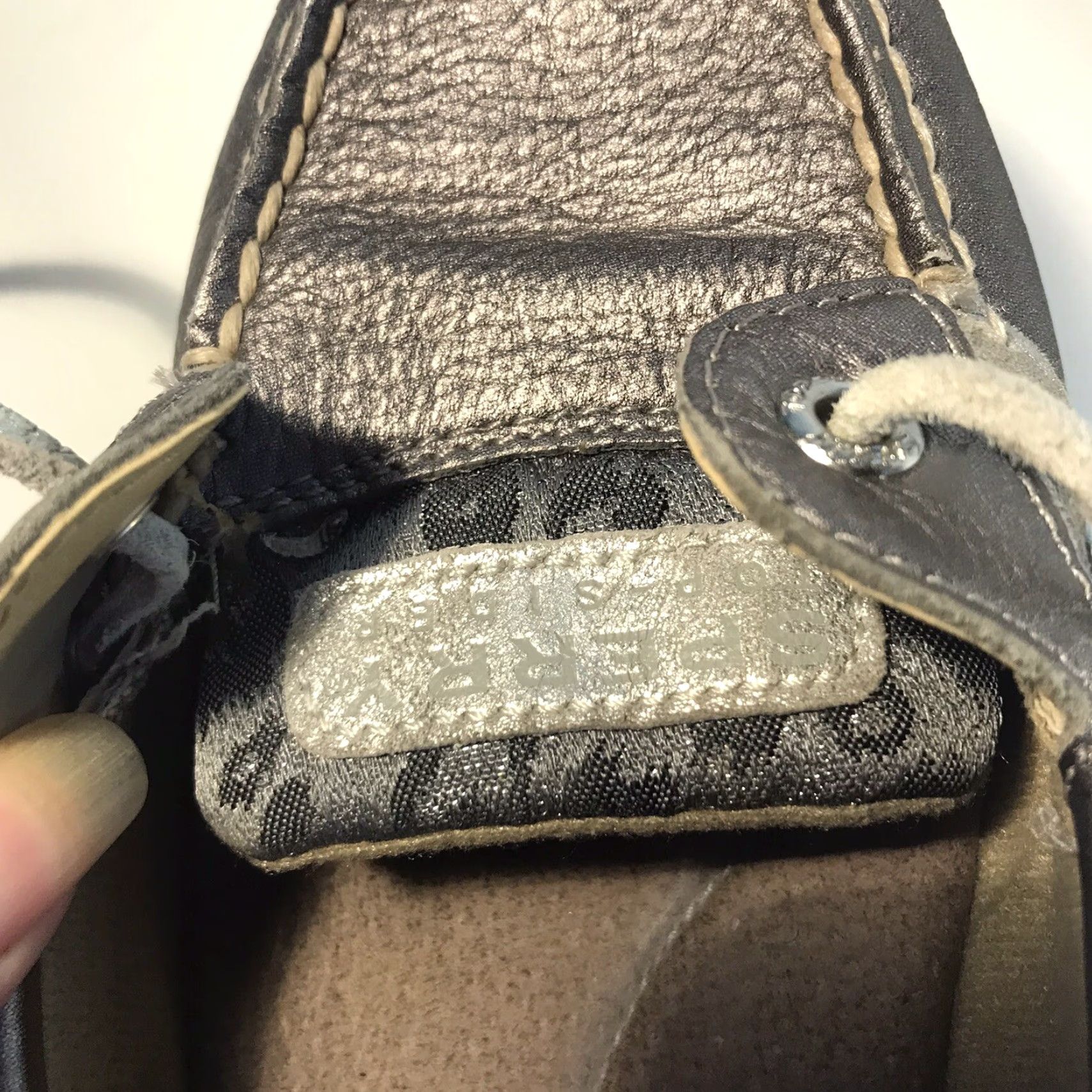 Sperry Sperry Top Sider Silver Leather Slip Ons Womens 7.5 Slip-On Animal Print Glitter Logo Cushioned Size M / US 6-8 / IT 42-44 - 6 Thumbnail