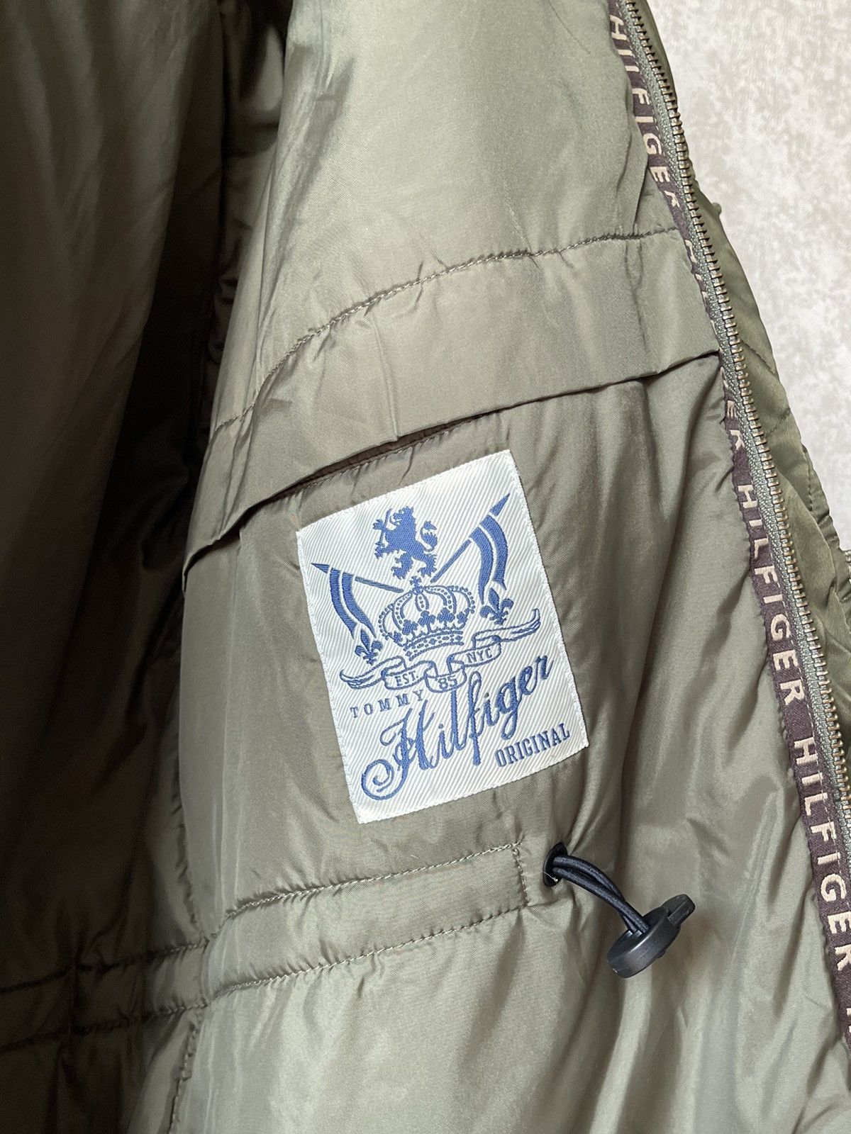 Tommy Hilfiger 90s Tommy Hilfiger Military Artic Parka Furs Hooded Jacket Size US S / EU 44-46 / 1 - 13 Thumbnail
