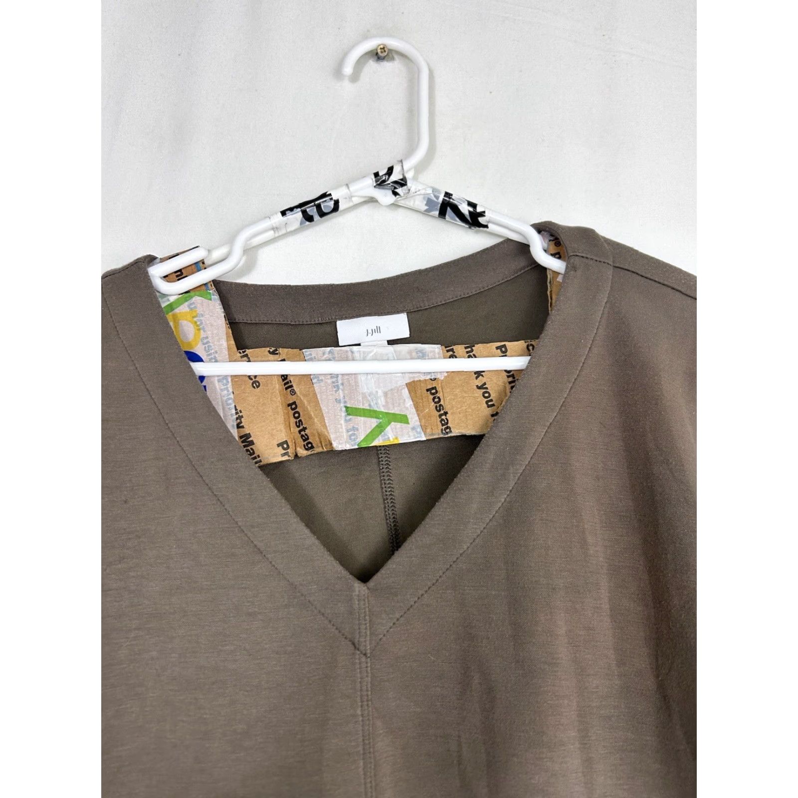 J. Jill J. Jill Women's T-Shirt Pullover V-Neck 3/4 Sleeve Gray L Top Stains Size L / US 10 / IT 46 - 3 Thumbnail