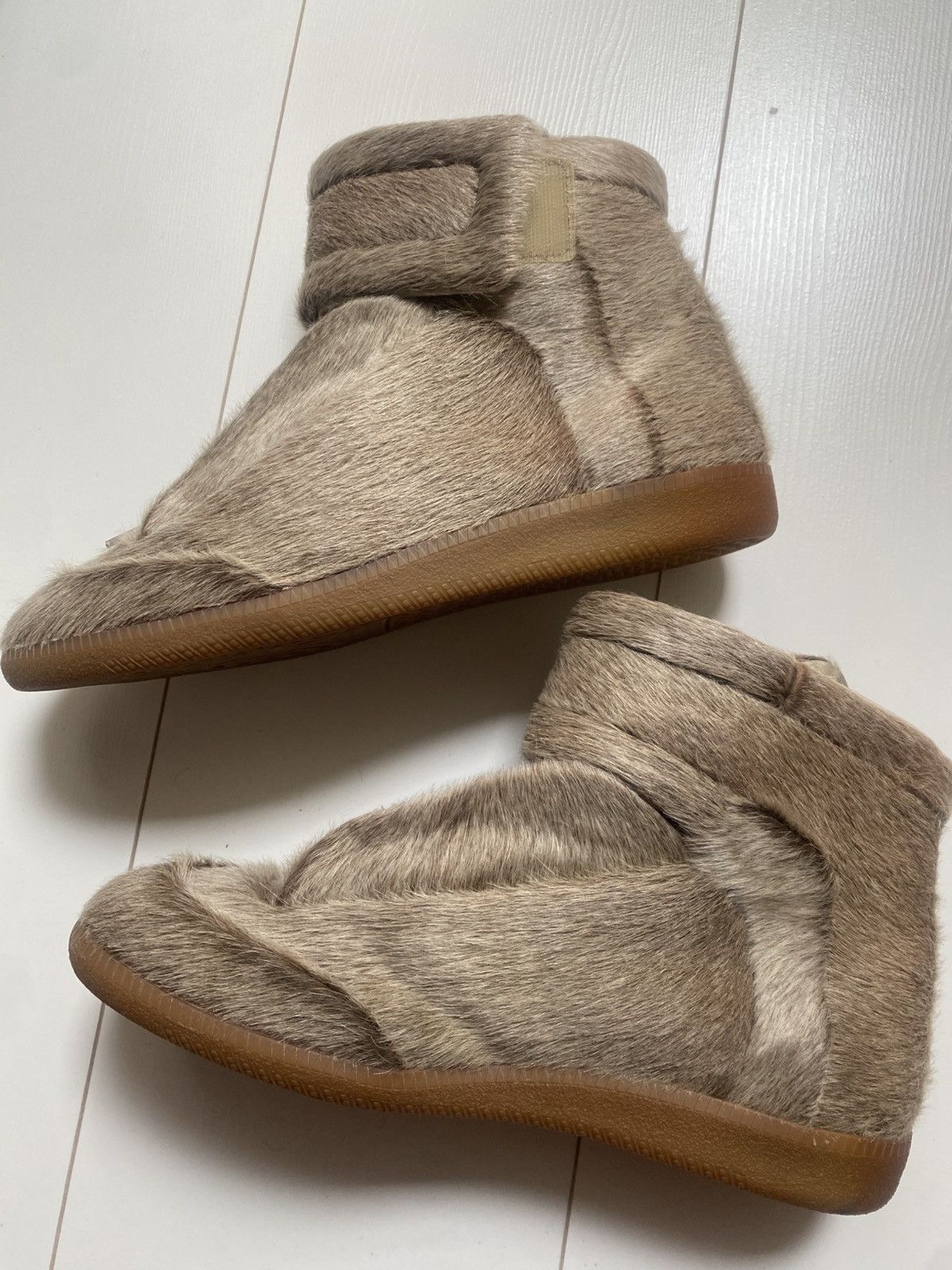 Maison Margiela Maison Martin Margiela Pony Hair Boots Beige Archive EU41 Size US 8 / EU 41 - 1 Thumbnail