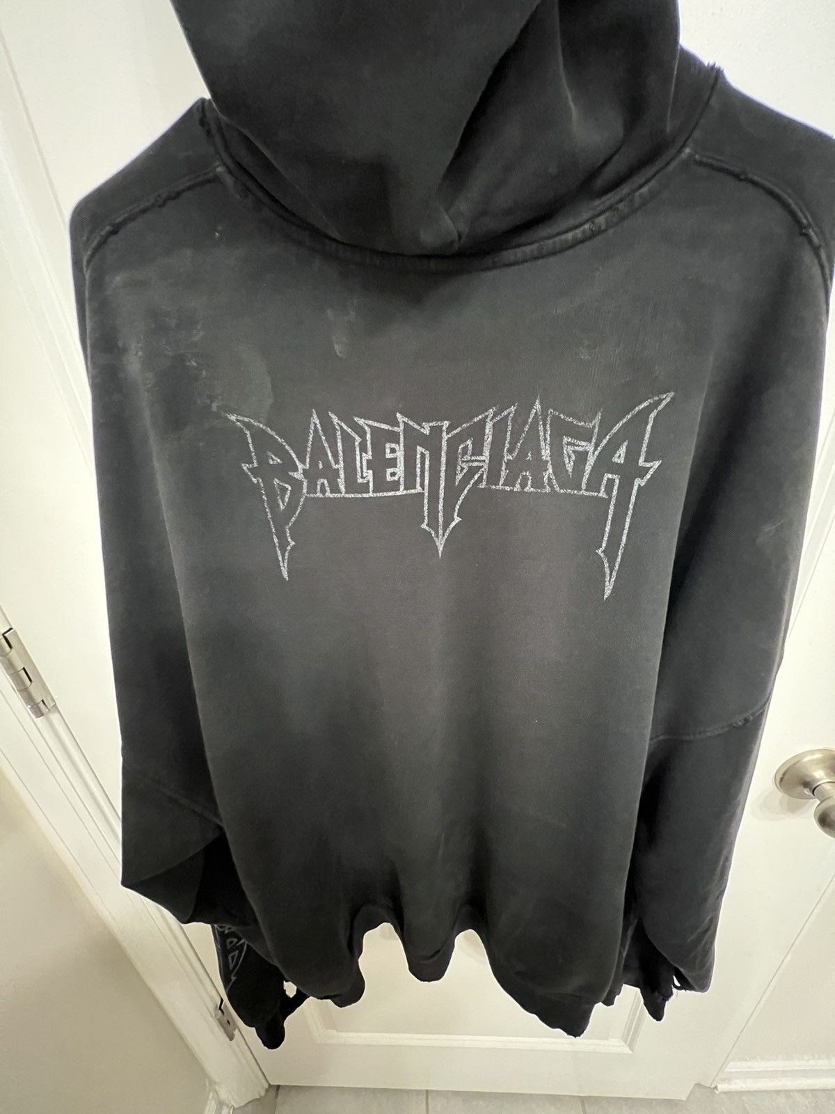 Balenciaga Balenciaga Paris Moon Hoodie $1450 Size US XL / EU 56 / 4 - 10 Thumbnail