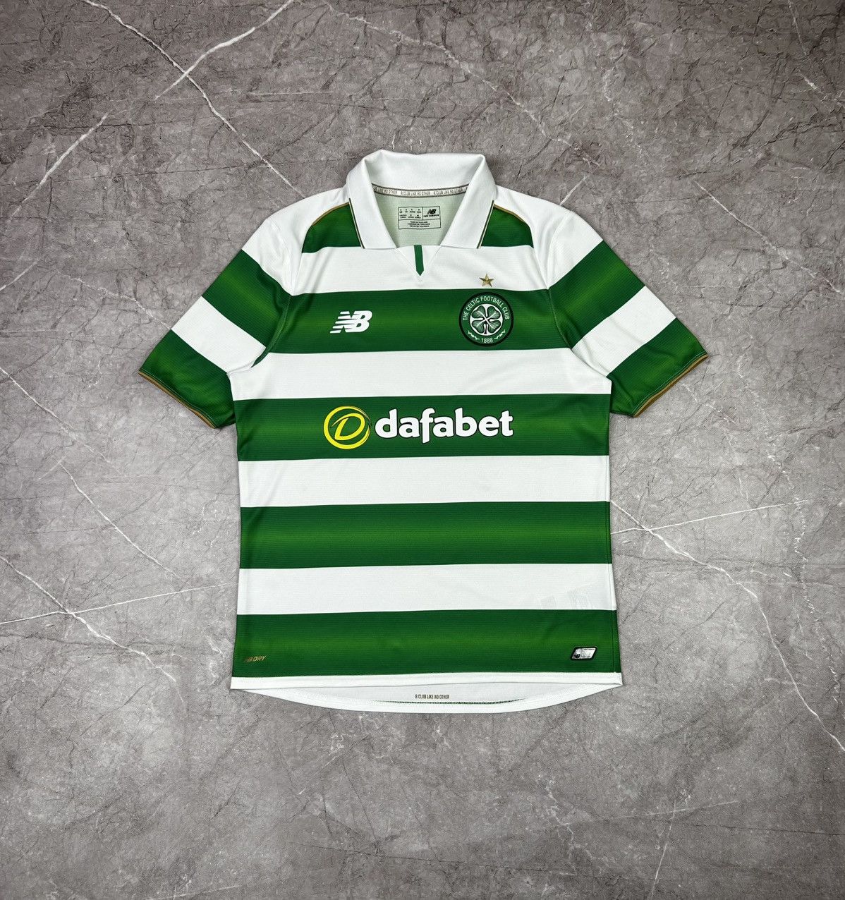 New Balance New Balance Celtic Football Jersey 2016 2017 soccer shirt Size US M / EU 48-50 / 2 - 1 Thumbnail