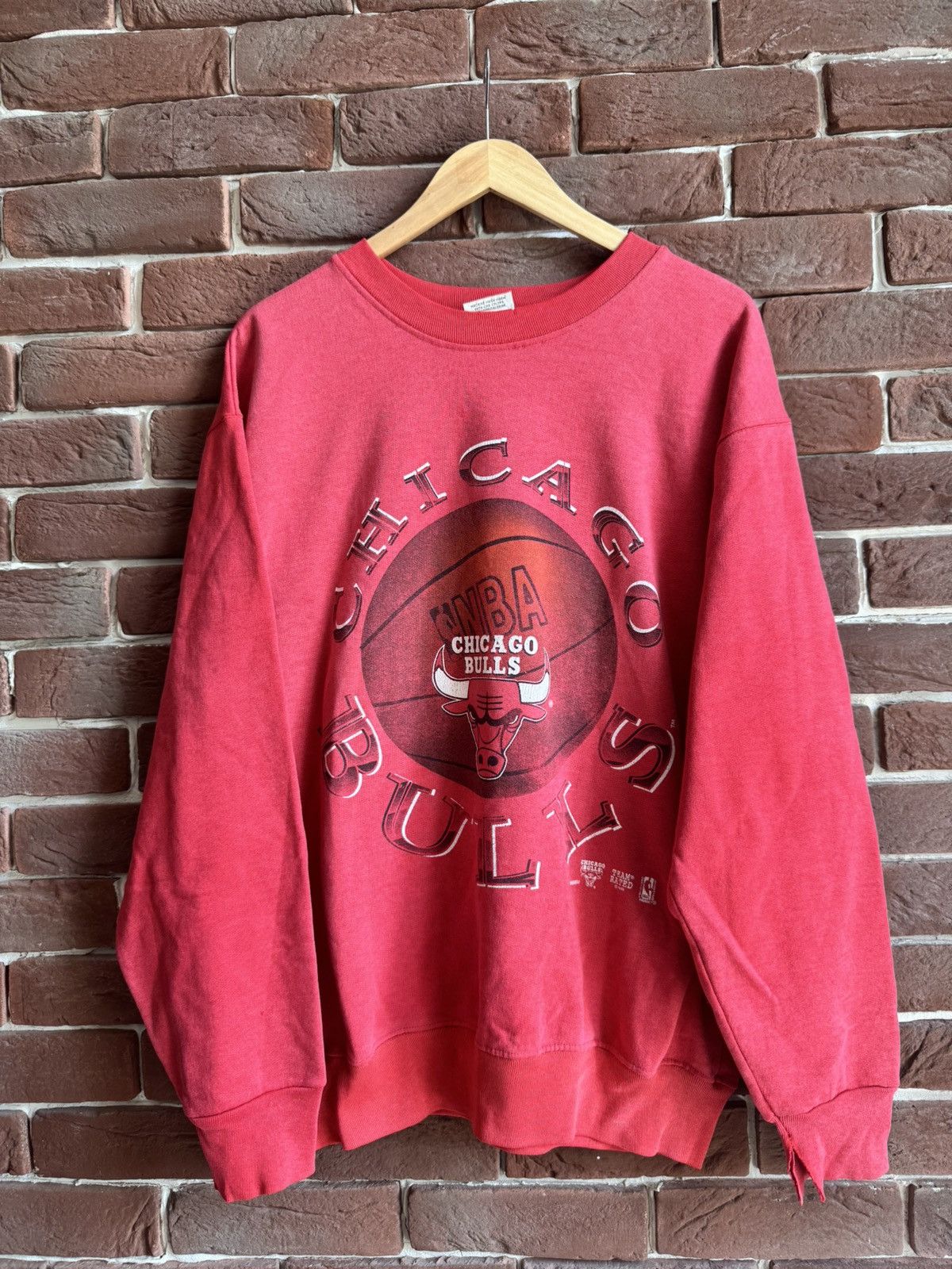 NBA × Vintage Vintage 90s Magic Chicago Bulls Basketball NBA Sweatshirt L Size US L / EU 52-54 / 3 - 1 Thumbnail