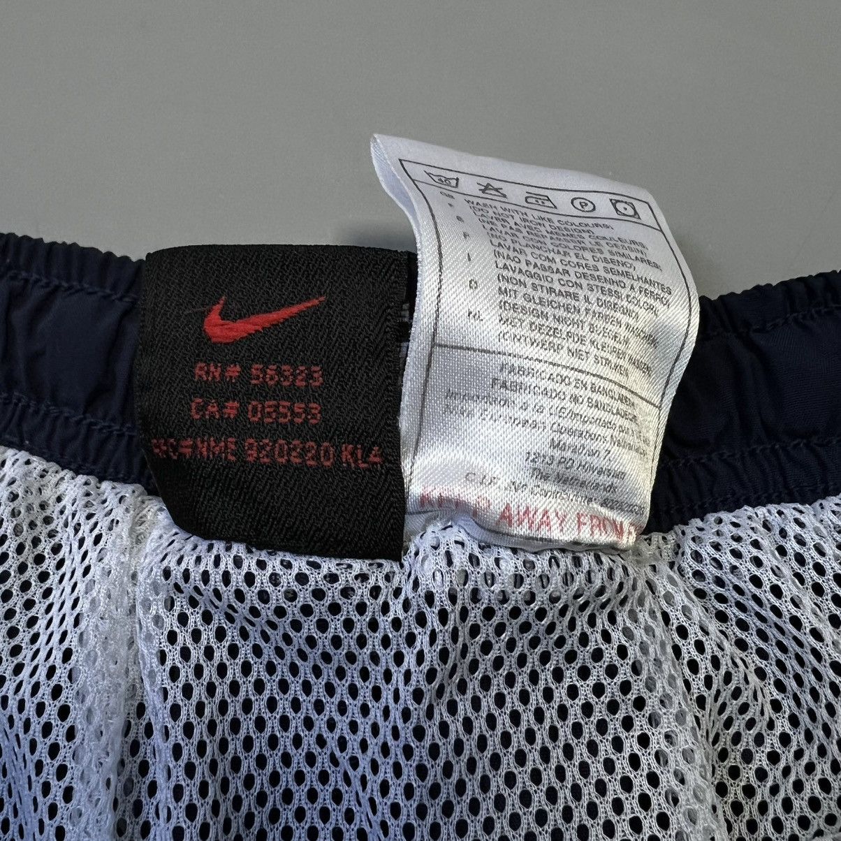 Nike × Vintage Vintage 90s Nike Shorts y2k swoosh logo Size US 34 / EU 50 - 9 Thumbnail