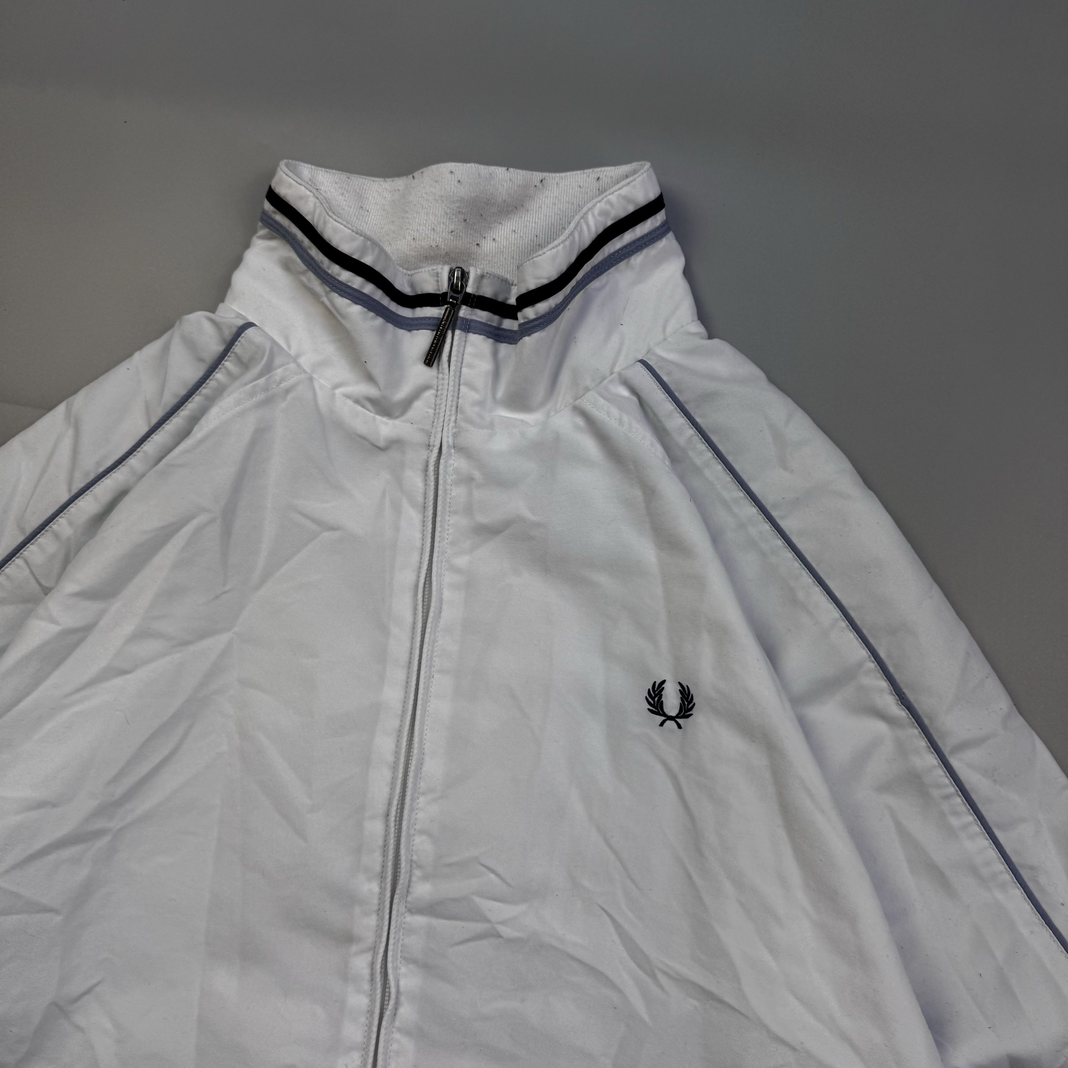 Fred Perry × Vintage FRED PERRY WHITE NYLON VINTAGE TRACK BOMBER ZIP JACKET Size US XL / EU 56 / 4 - 3 Thumbnail
