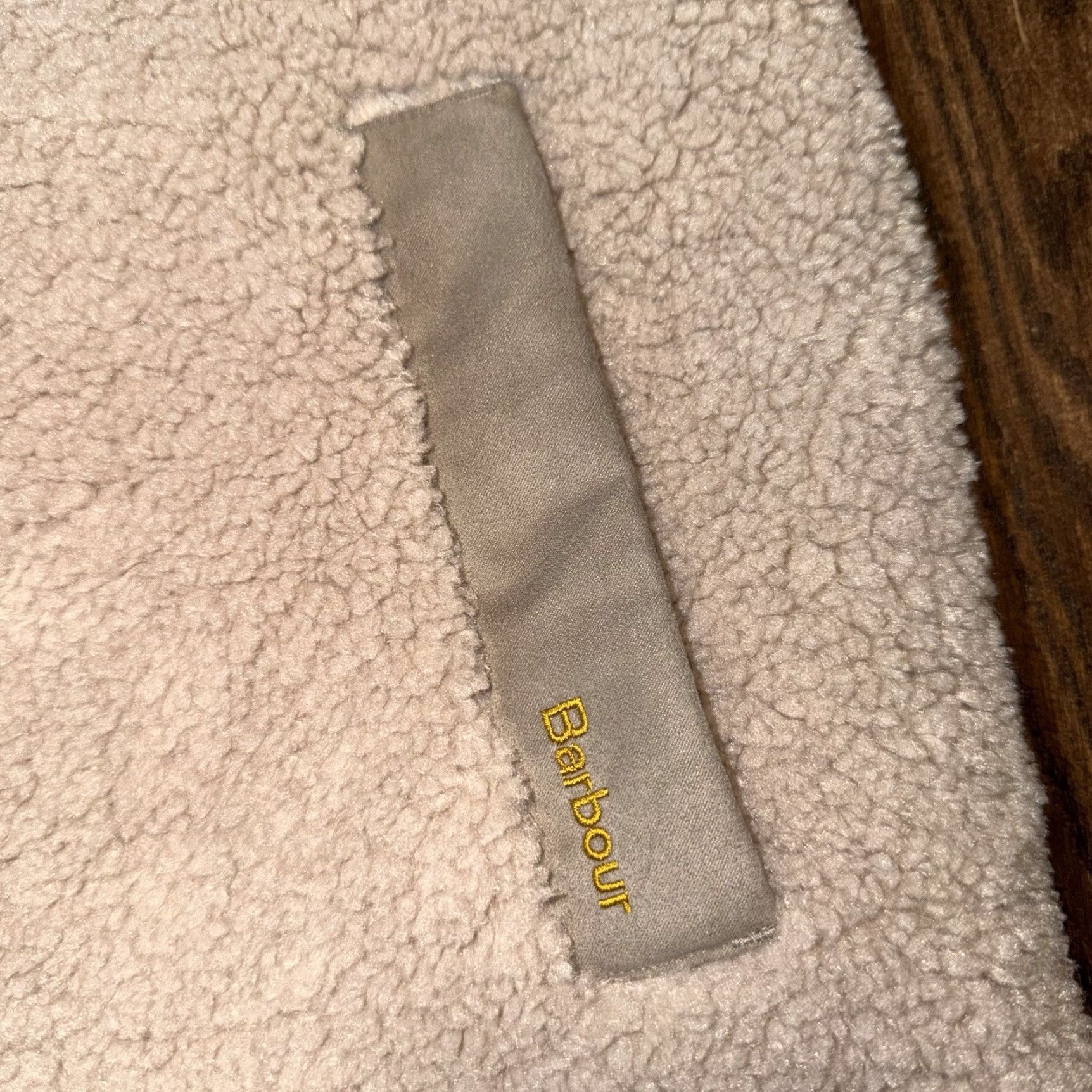 Barbour Barbour Barbour Elisha Fleece Vest Women’s 8 Beige Sherpa Quilted Zip Gilet LFL0073BE11 Size M / US 6-8 / IT 42-44 - 2 Thumbnail