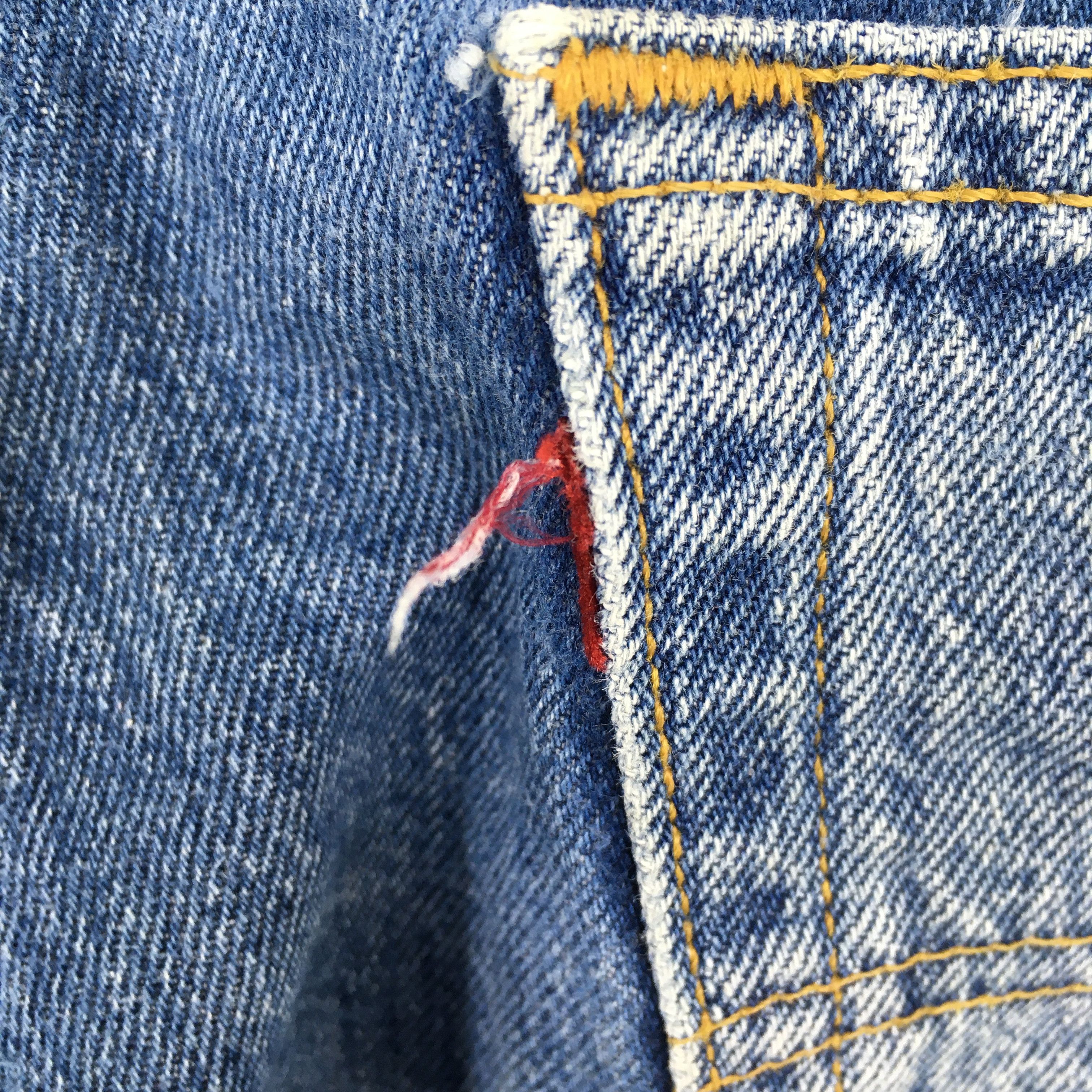 Levi's Size 31x28.5 Vintage 90s Levi's 501 Faded Blue Jeans S283 Size US 31 - 12 Thumbnail