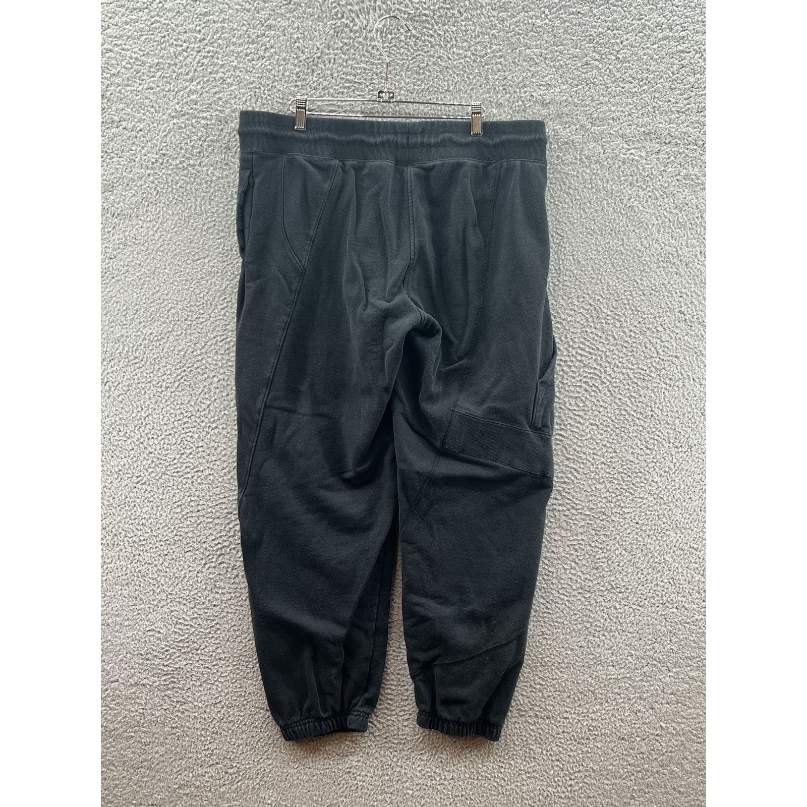 Nike Nike Fleece Jogger Size XL Pants Womens Black Zip DC5282 010 Size 32" / US 10 / IT 46 - 2 Thumbnail