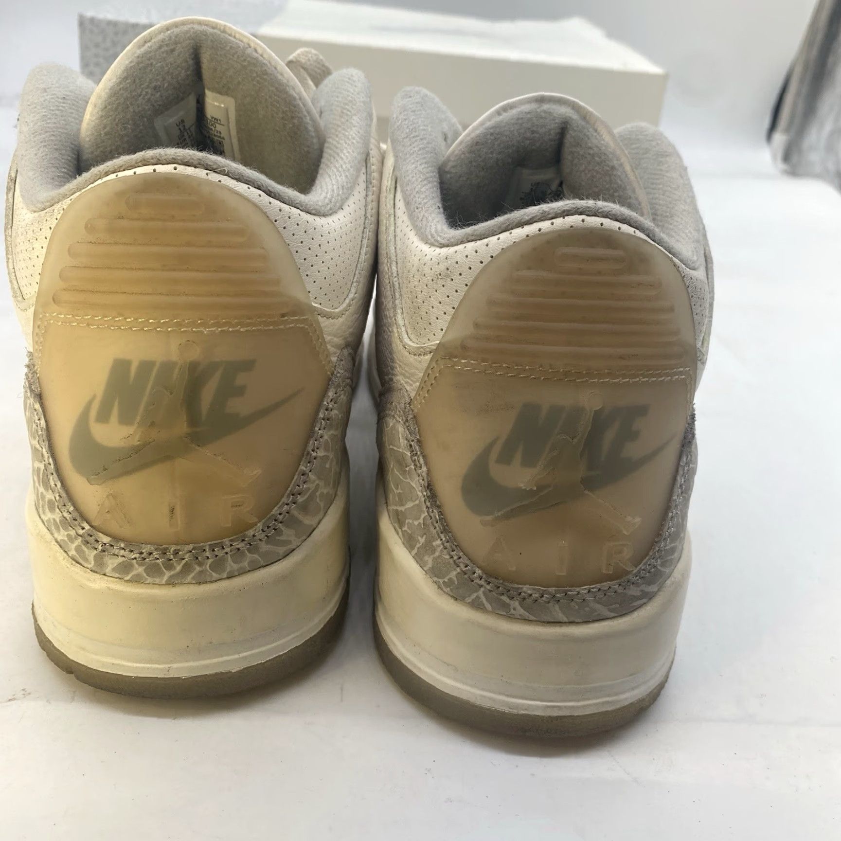 Jordan Brand Jordan 3 SE Craft Ivory Mens 12 White Nike Air Jordan 3 Sneaker, Leather, 2000s Retro, Sports, Casual, W/ Box, US12 Mens Size US 12 / EU 45 - 7 Thumbnail
