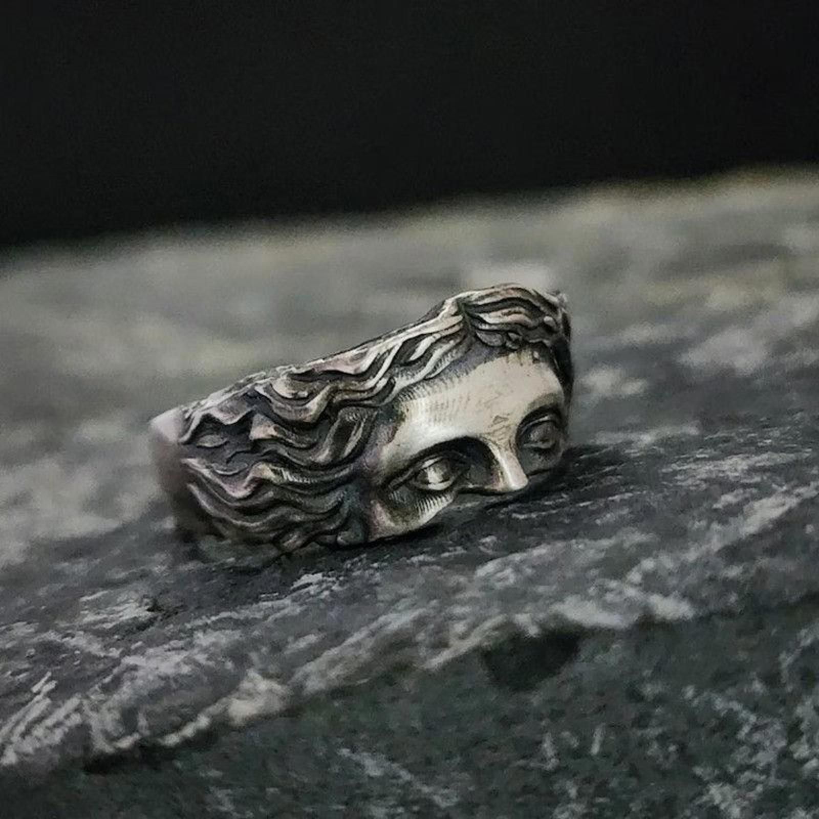 Jewelry VENUS RING Size ONE SIZE - 1 Thumbnail