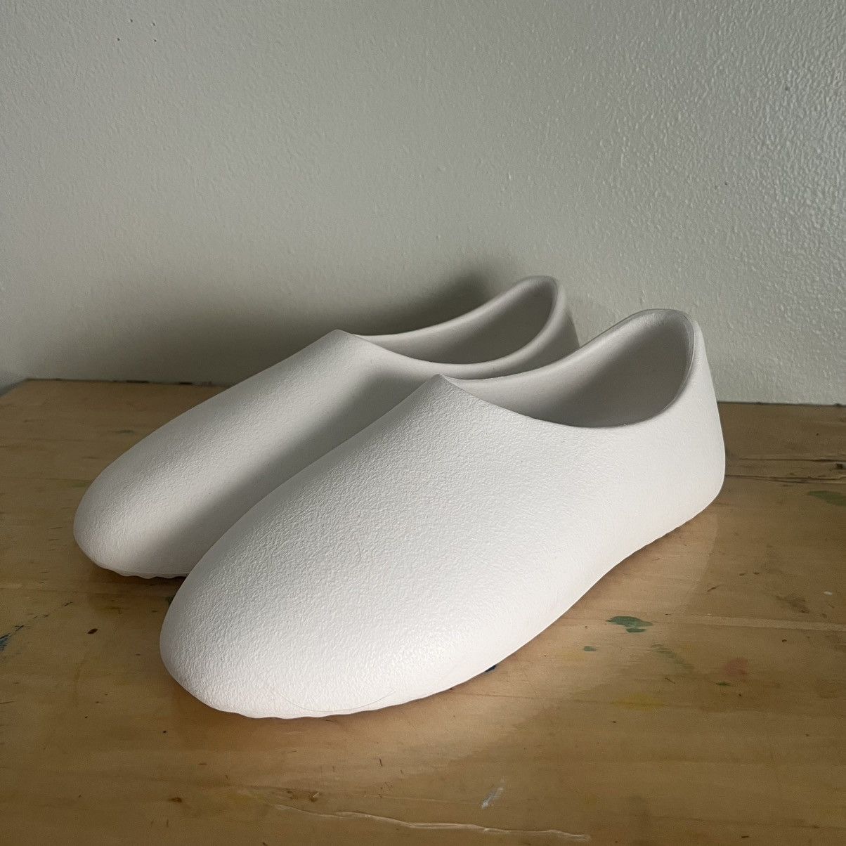 Yeezy SL-O1 Slip-On Size US 9 / EU 42 - 1 Thumbnail