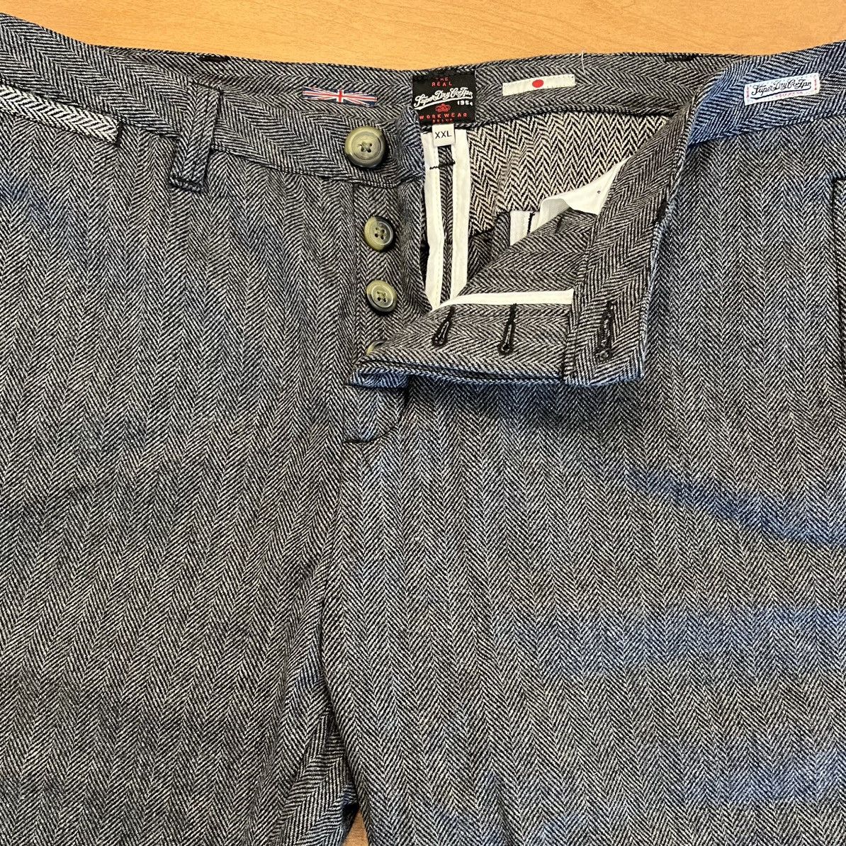 Superdry × Vintage SuperDry flat-front pants in herringbone pattern black+grey Size US 36 / EU 52 - 3 Thumbnail