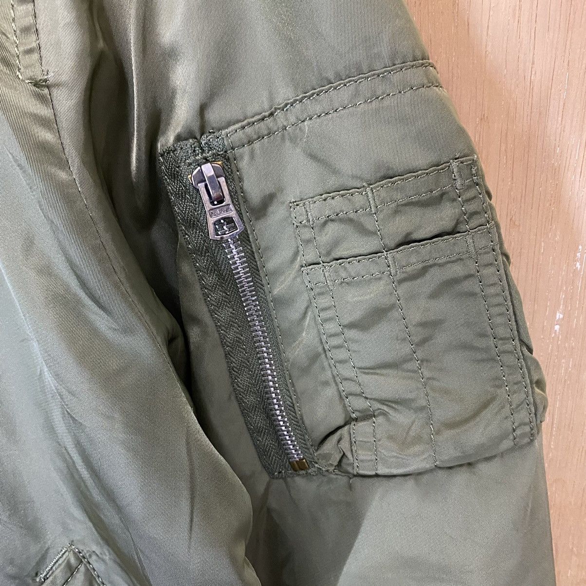 Alpha Industries Alpha Industries Reversible Bomber Jacket Size US M / EU 48-50 / 2 - 7 Thumbnail