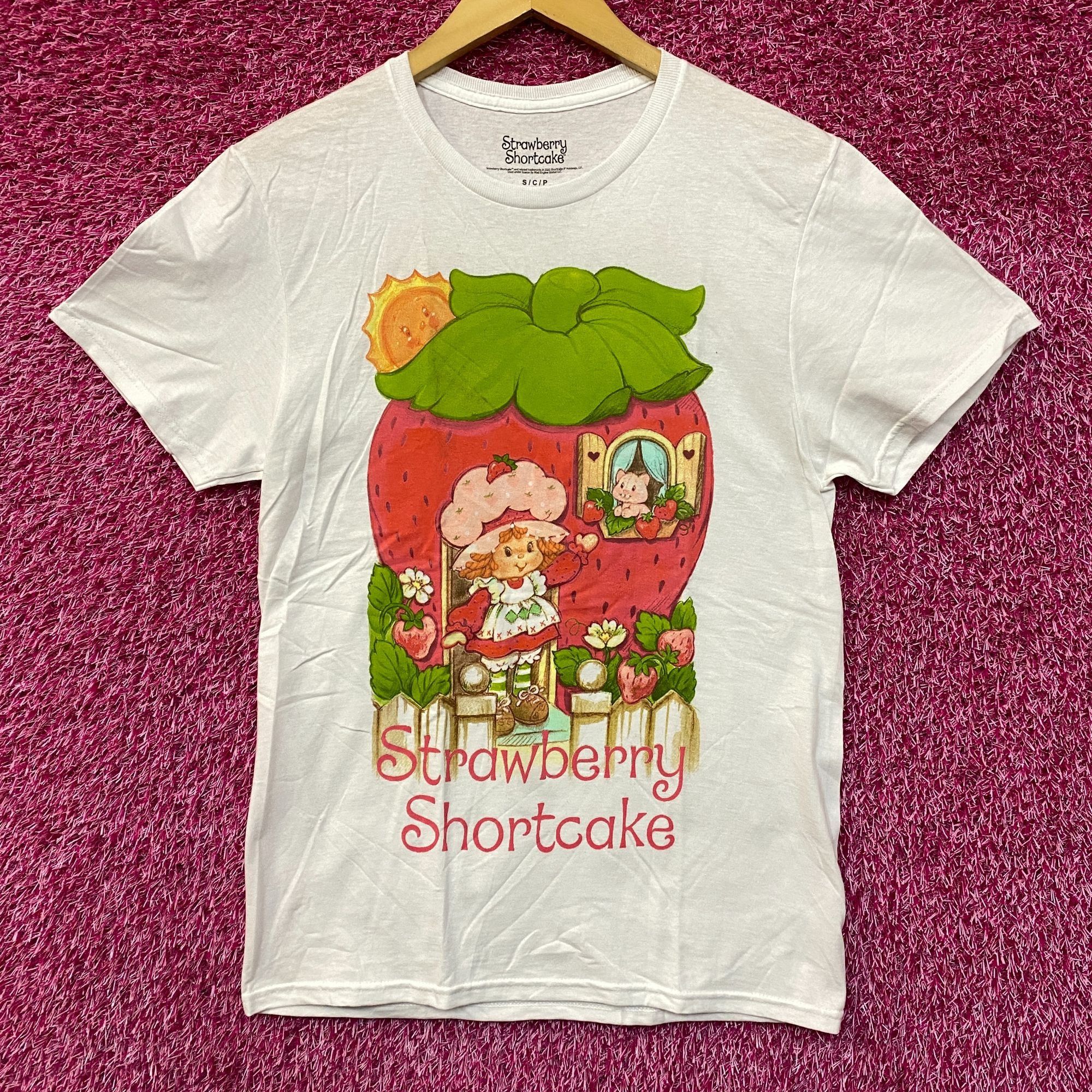 Other Strawberry Shortcake Berry Sunny House Graphic T-Shirt Small Size S / US 4 / IT 40 - 1 Thumbnail
