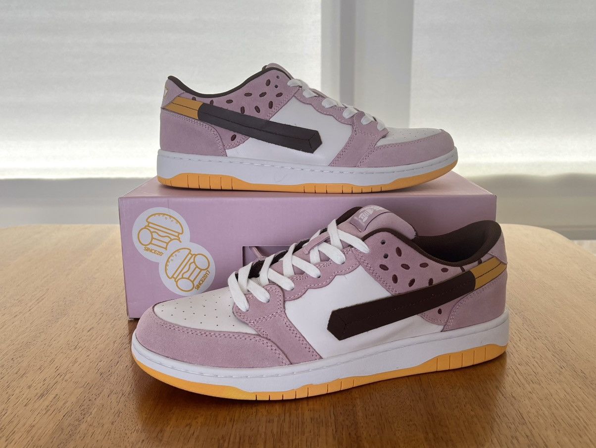 Vandy The Pink Vandy The Pink Burger Dunk - Pink HBX Exclusive - Size 12 Size US 12 / EU 45 - 1 Thumbnail