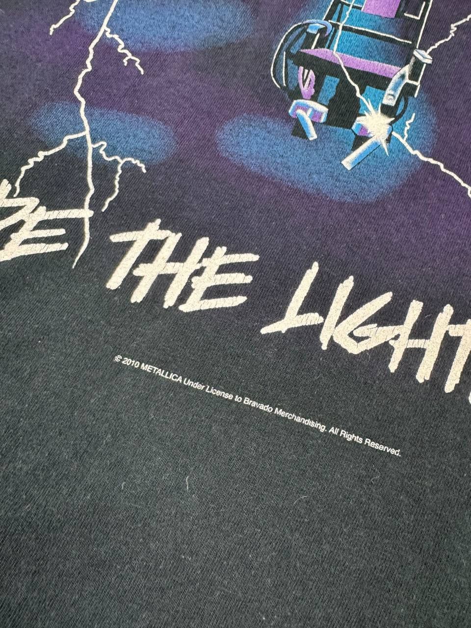 Band Tees Metallica Ride The Lightning 2010 T- Shirt Size US L / EU 52-54 / 3 - 7 Thumbnail