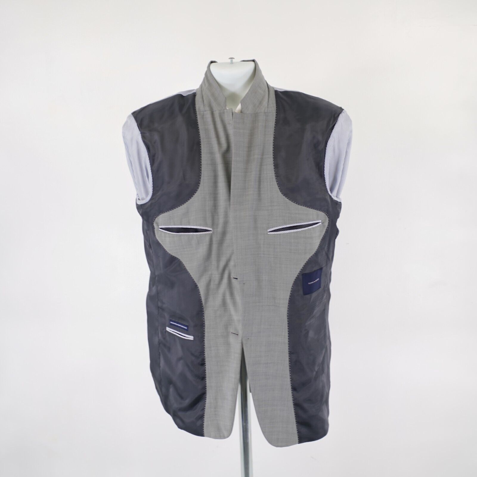 Tommy Hilfiger DAMAGED Tommy Hilfiger Wool Gray Sharkskin 42R 2 Button Blaz Size 42R - 13 Thumbnail