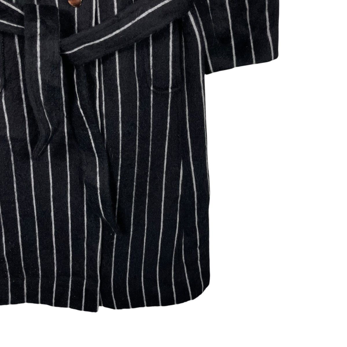 Emanuel Ungaro Vintage 60s Emanuel Ungaro Stripe Women Coat Size S / US 4 / IT 40 - 5 Thumbnail