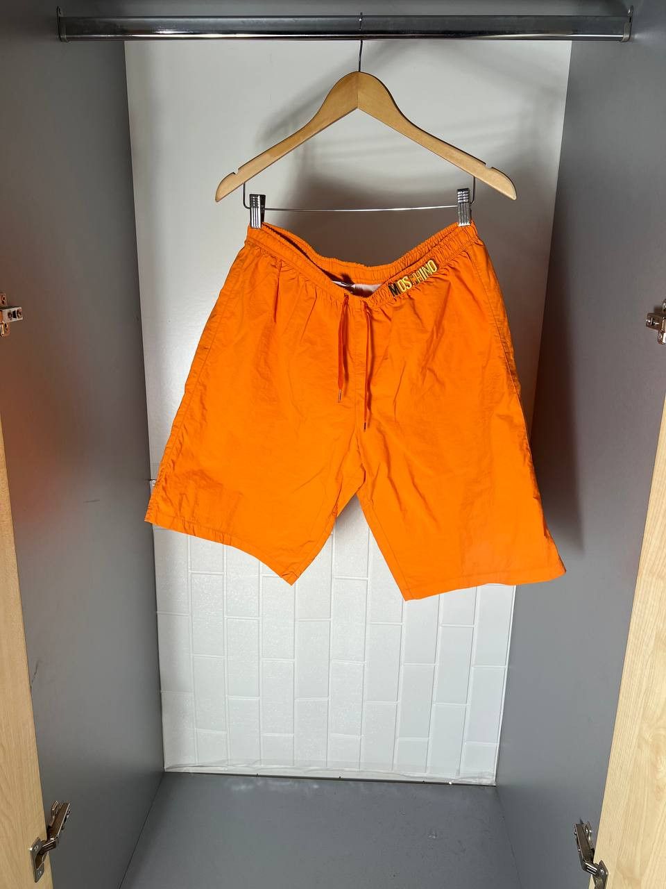 Moschino VINTAGE LOVE MOSCHINO NYLON ITALIAN DESIGNER CASU SHORTS Y2K Size US 36 / EU 52 - 3 Thumbnail