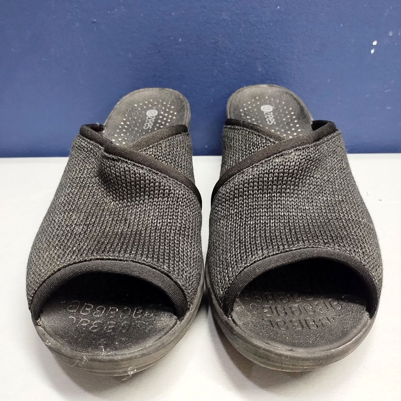 Vintage BZees Lulu Slide Sandals Women Size 9.5 Black Fabric Comfort Stretch Slip On Size US 10 / IT 40 - 2 Thumbnail