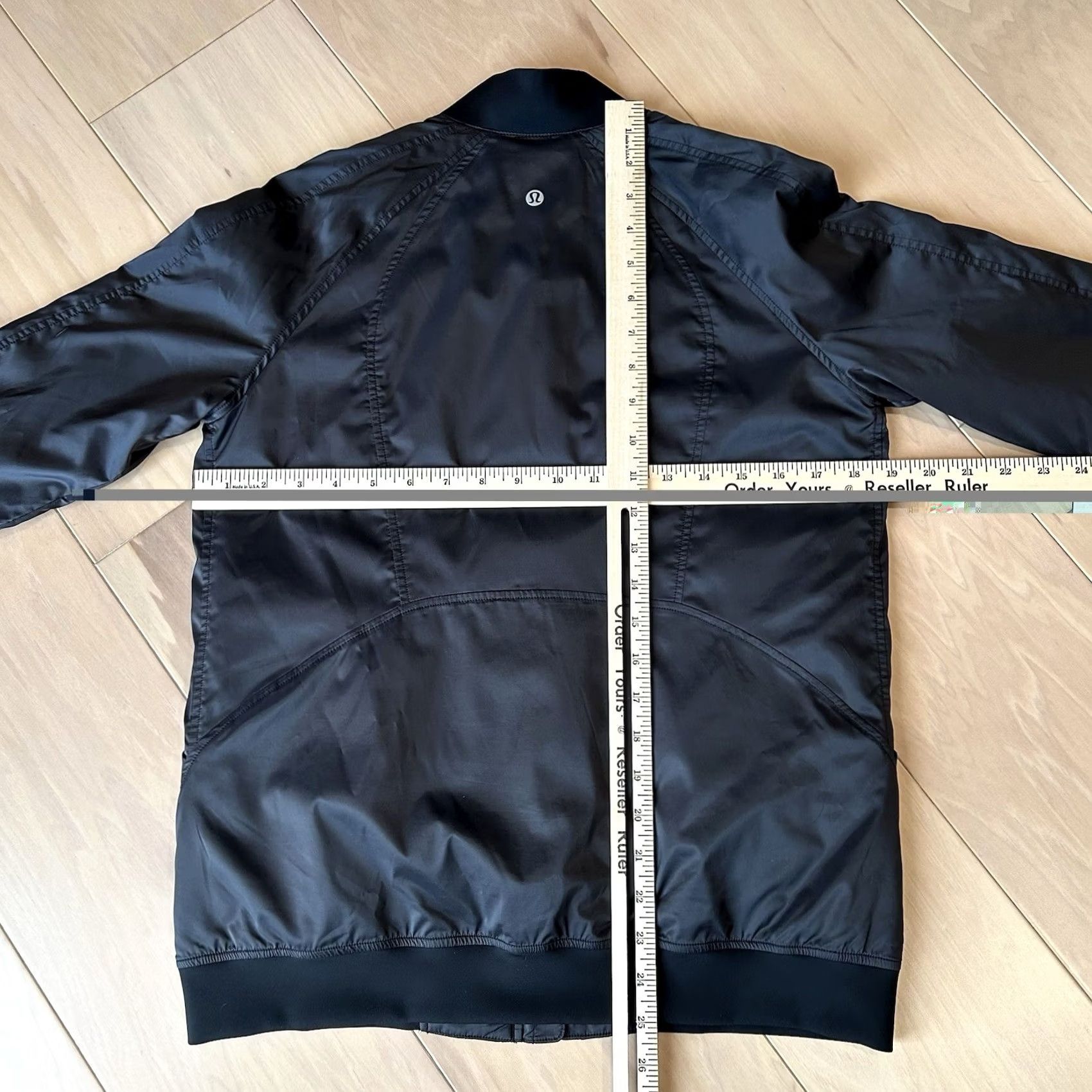 Lululemon Lululemon Trace Back Bomber Black Women’s 4 Jacket Women Regular Short Length Zip Full Zip Logo Nylon Lightweight Solid 4 Size S / US 4 / IT 40 - 4 Thumbnail